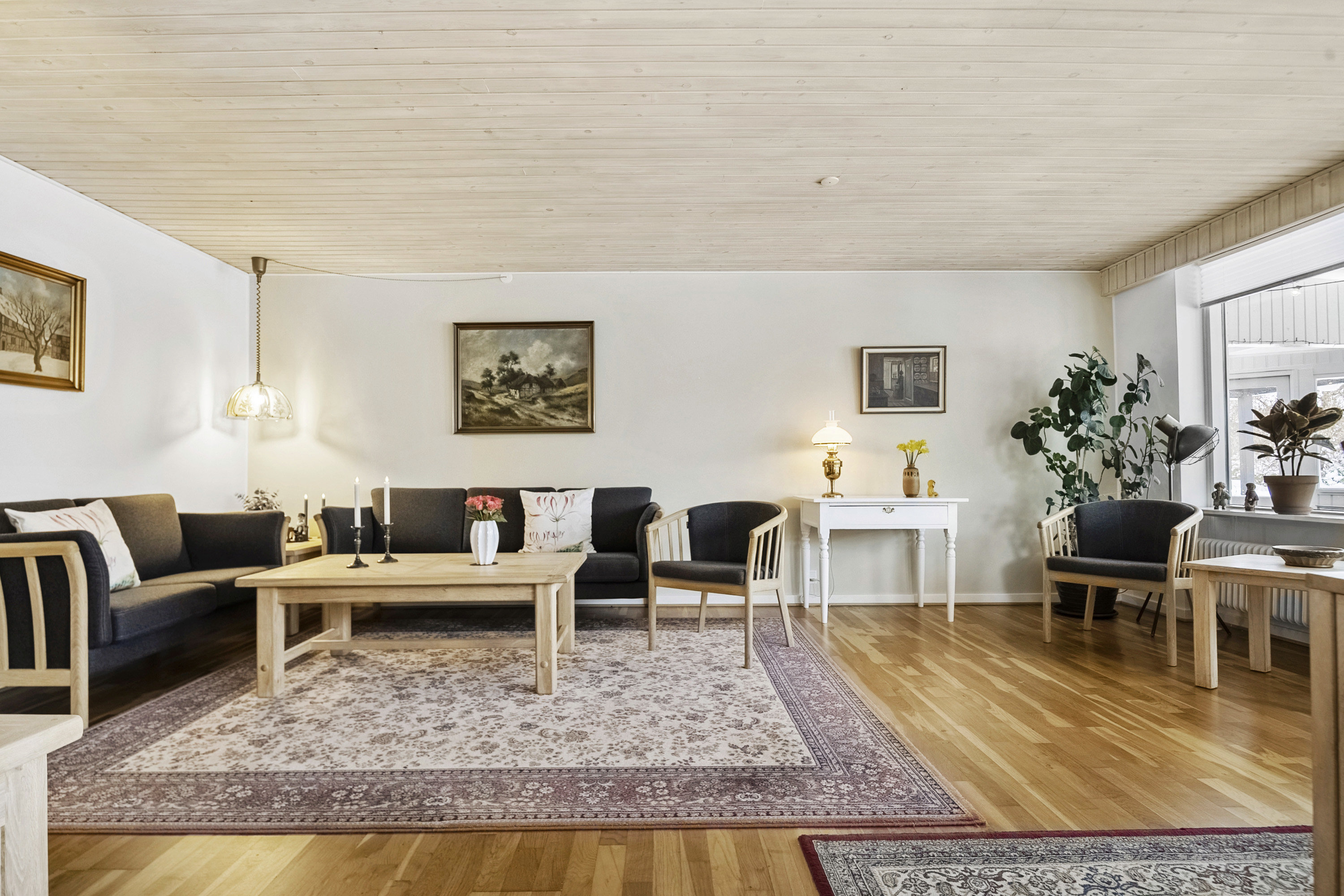 Fremhævet stue billede i fuldskærmstilstand. Billede af Nørrevænget 60, 8310 Tranbjerg J