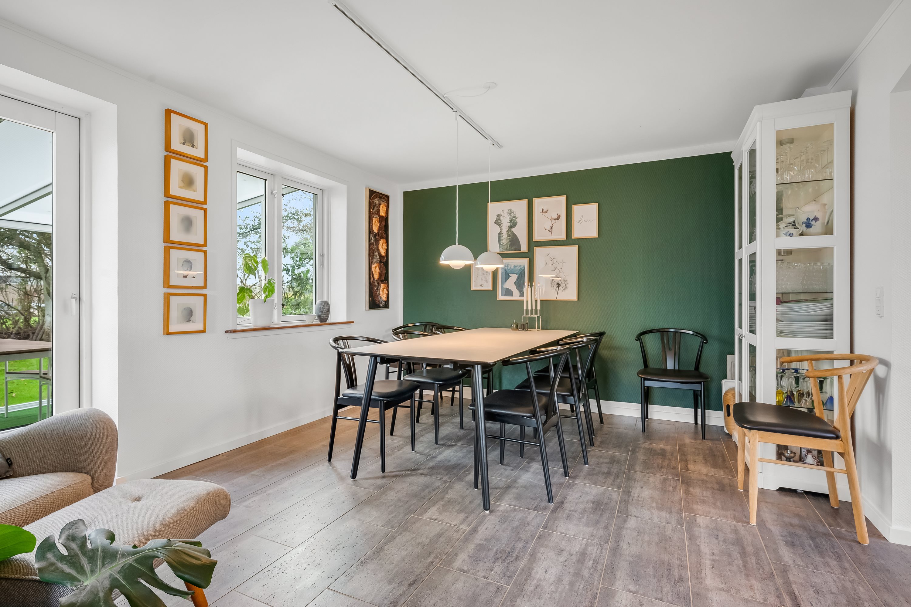 Fremhævet spisestue billede i fuldskærmstilstand. Billede af Burvej 79, Bur, 7570 Vemb