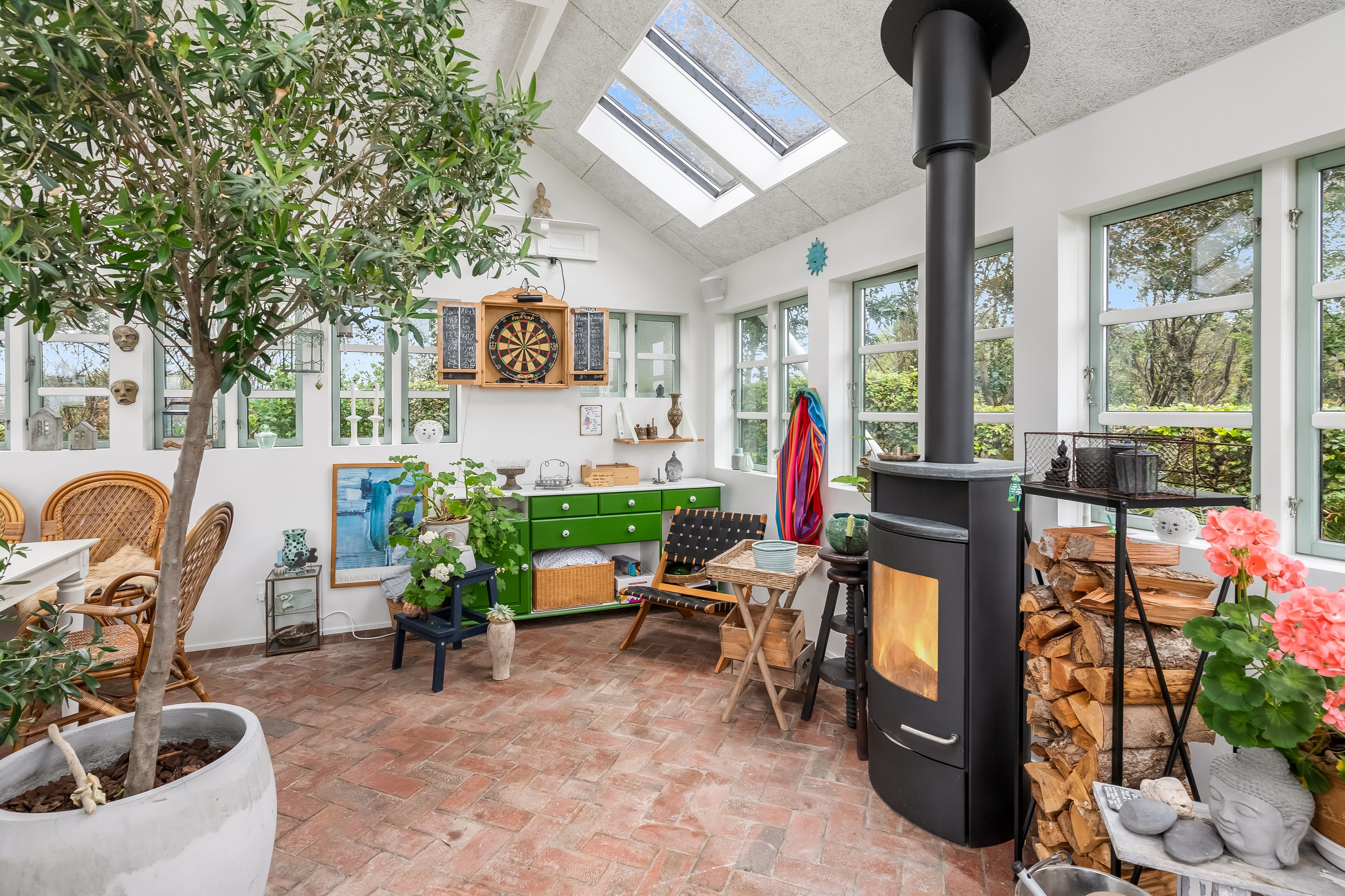 Fremhævet andet billede i fuldskærmstilstand. Billede af Burvej 79, Bur, 7570 Vemb