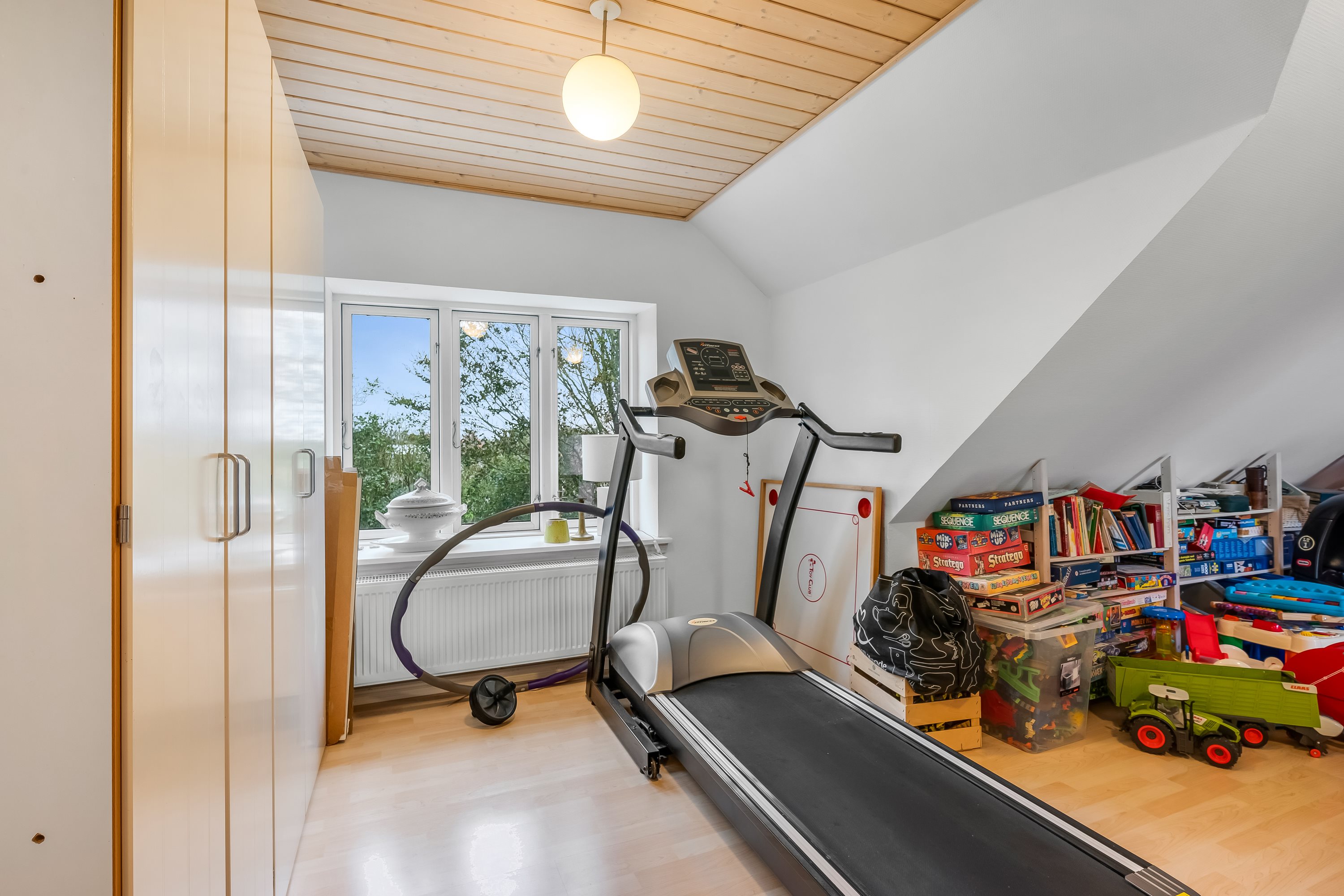 Fremhævet repos billede i fuldskærmstilstand. Billede af Burvej 79, Bur, 7570 Vemb