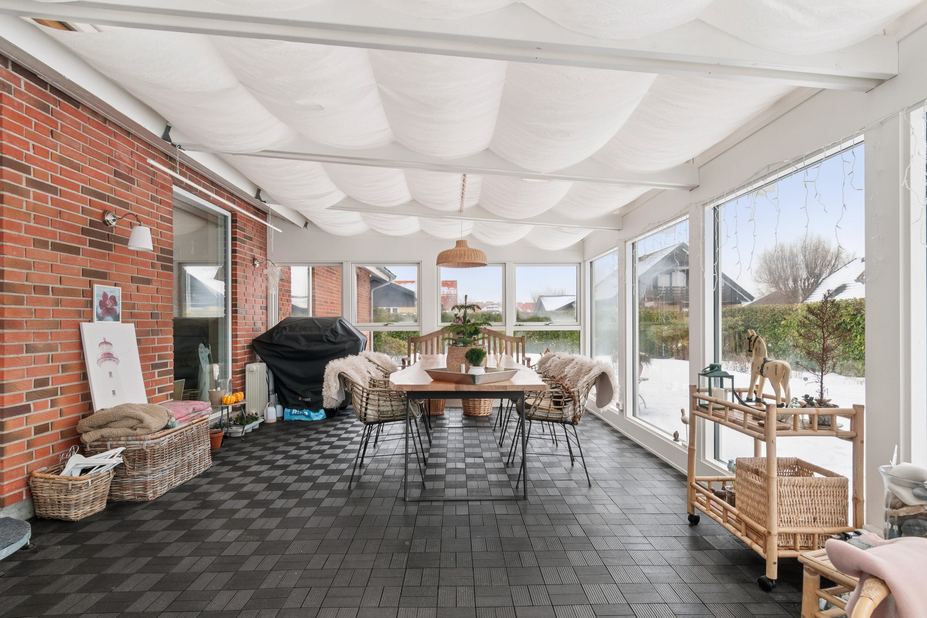 Fremhævet stue billede i fuldskærmstilstand. Billede af Tømmerupvang 63, 2770 Kastrup