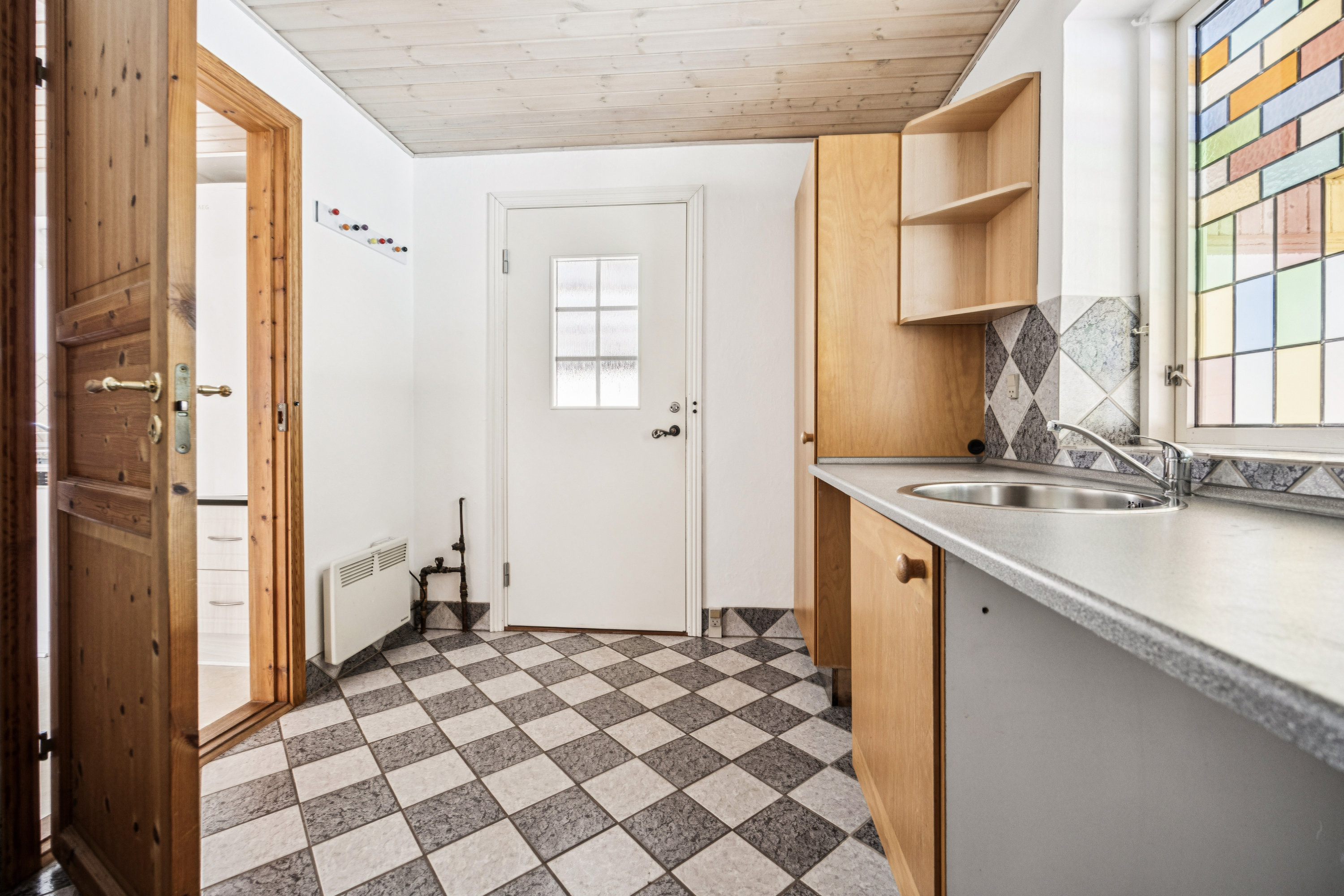 Fremhævet køkken billede i fuldskærmstilstand. Billede af Thistedvej 11, Halvrimmen, 9460 Brovst