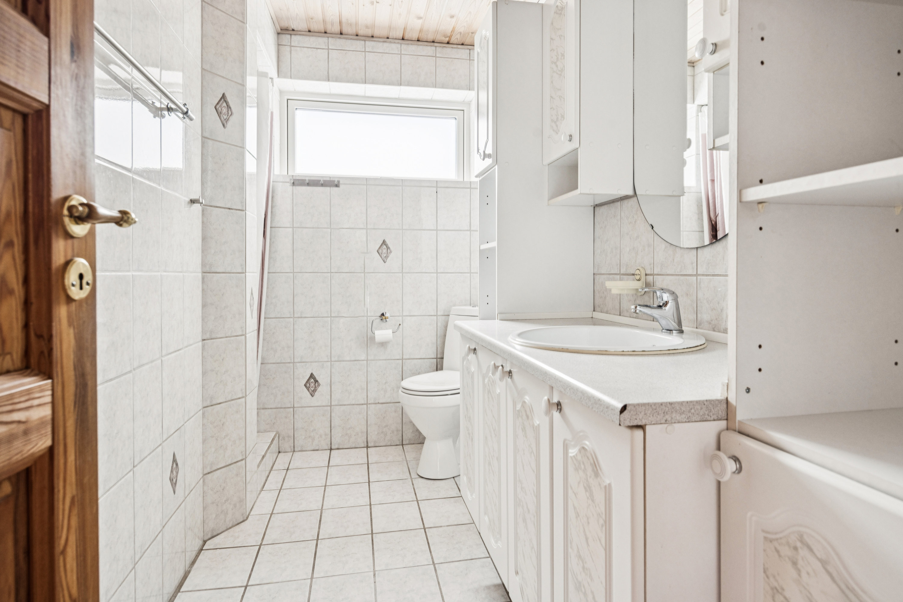 Fremhævet badeværelse billede i fuldskærmstilstand. Billede af Thistedvej 11, Halvrimmen, 9460 Brovst