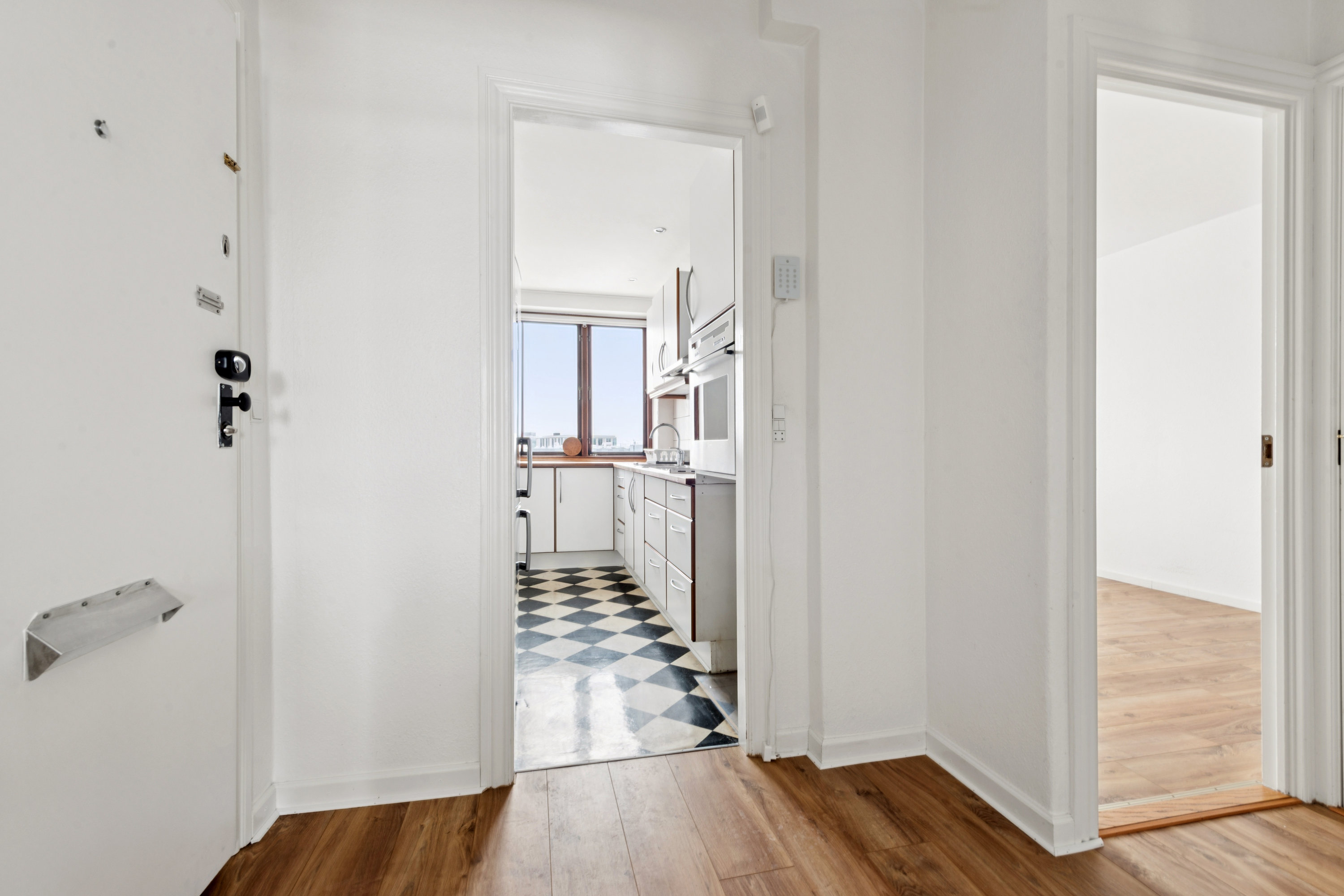 Fremhævet entré billede i fuldskærmstilstand. Billede af Roskildevej 364, 2. tv., 2630 Taastrup