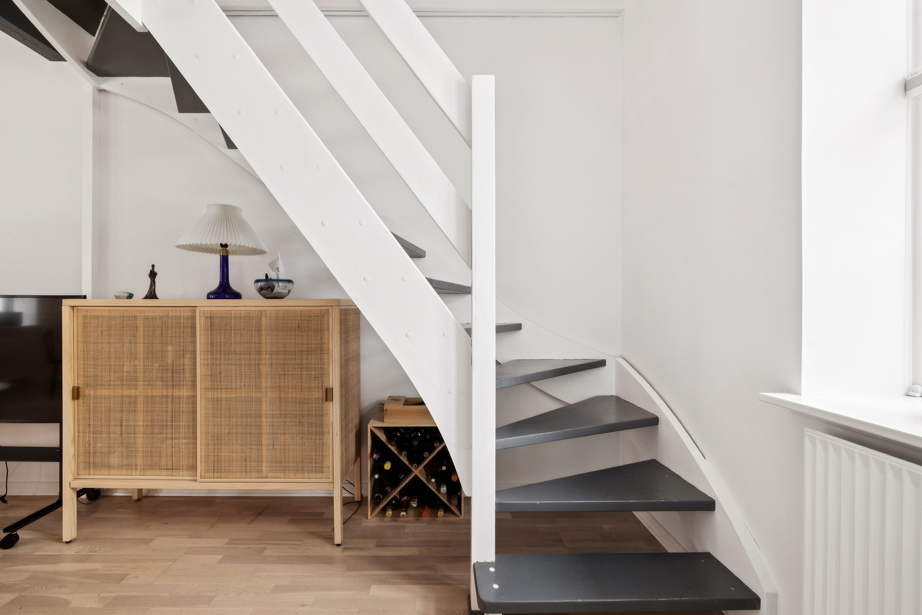 Fremhævet trappe billede i fuldskærmstilstand. Billede af Adelgade 39C, 8660 Skanderborg