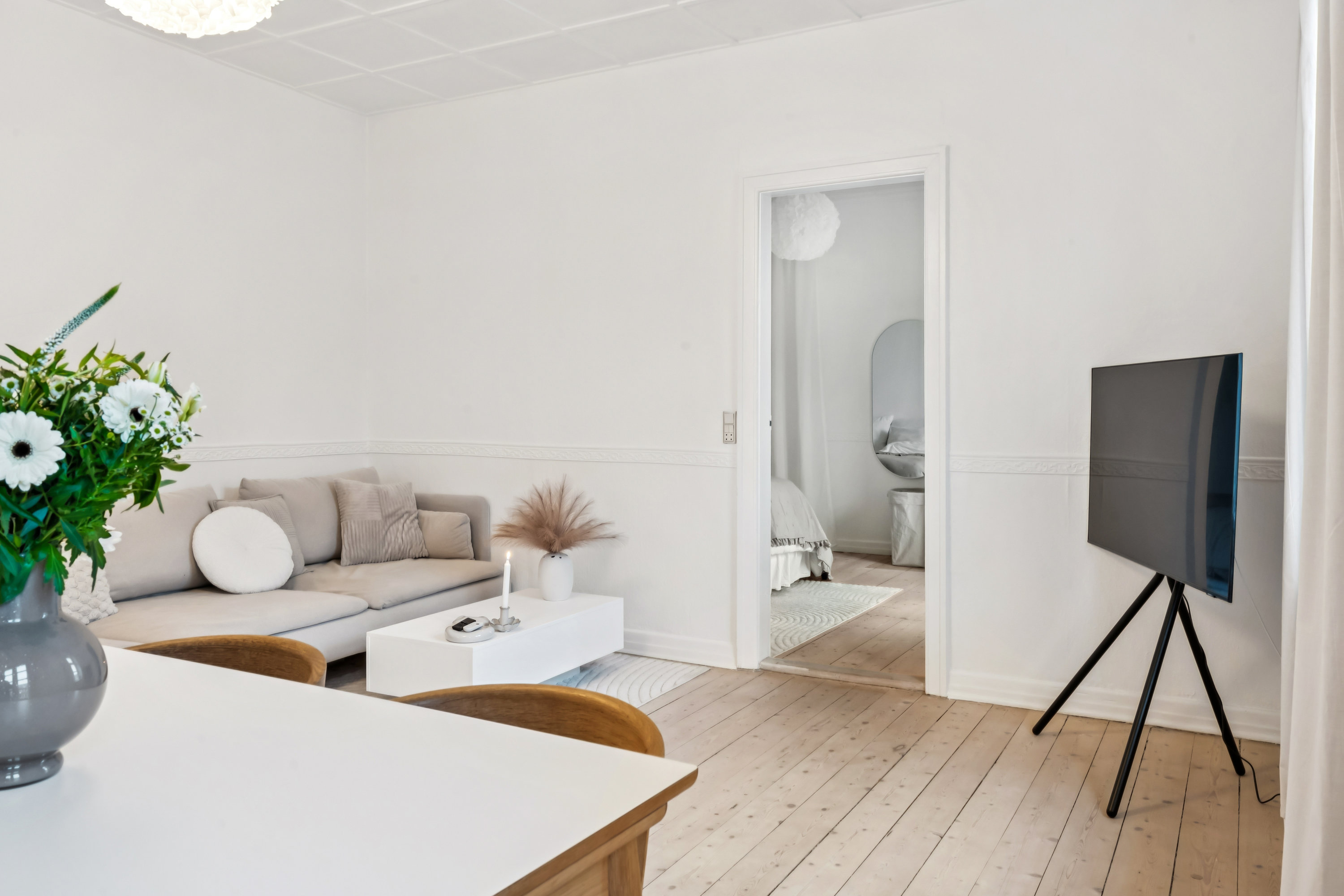 Fremhævet stue billede i fuldskærmstilstand. Billede af Vesterbro 92, 3., 9000 Aalborg