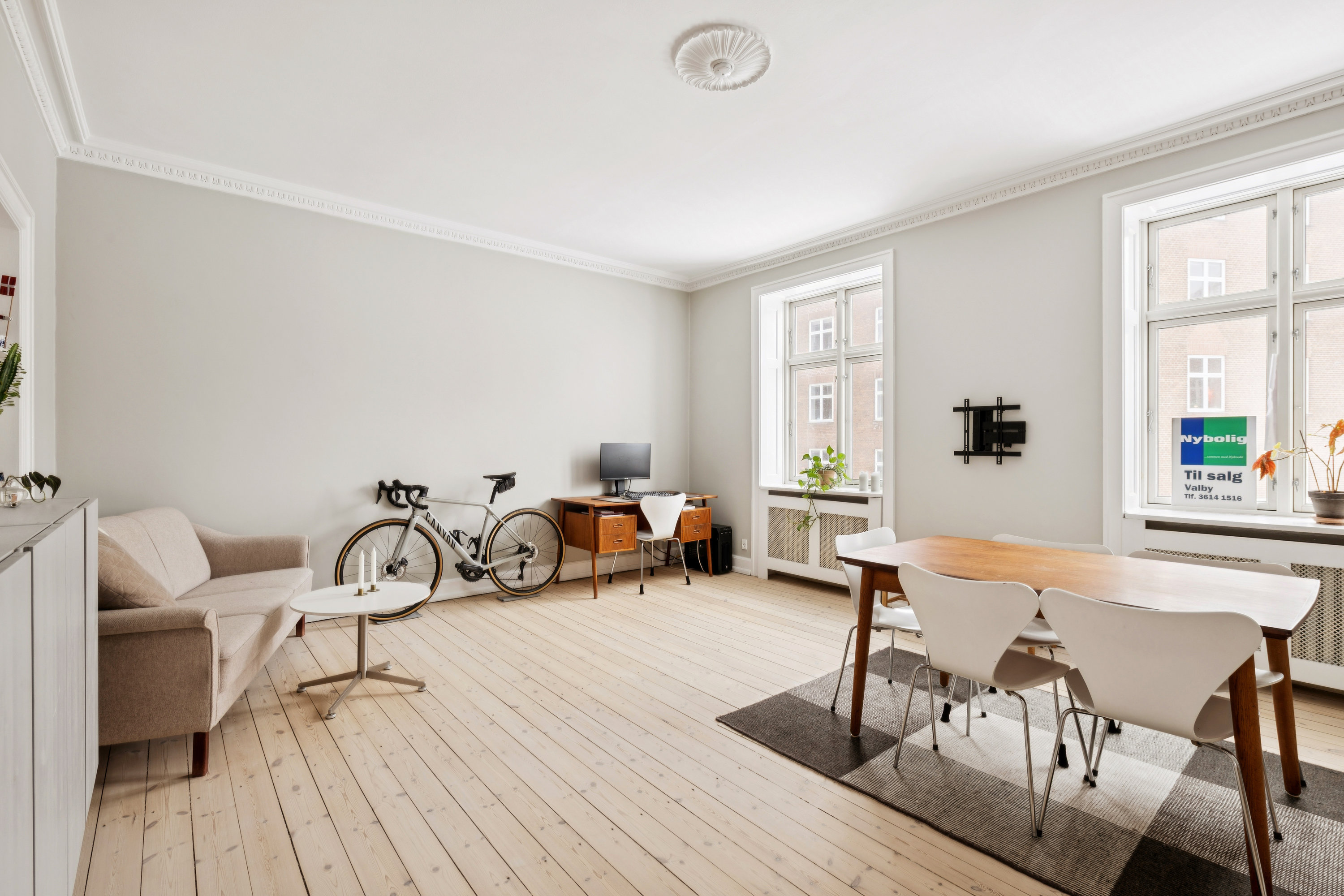 Fremhævet  billede i fuldskærmstilstand. Billede af Rasmus Rasks Vej 16, 2. th., 2500 Valby