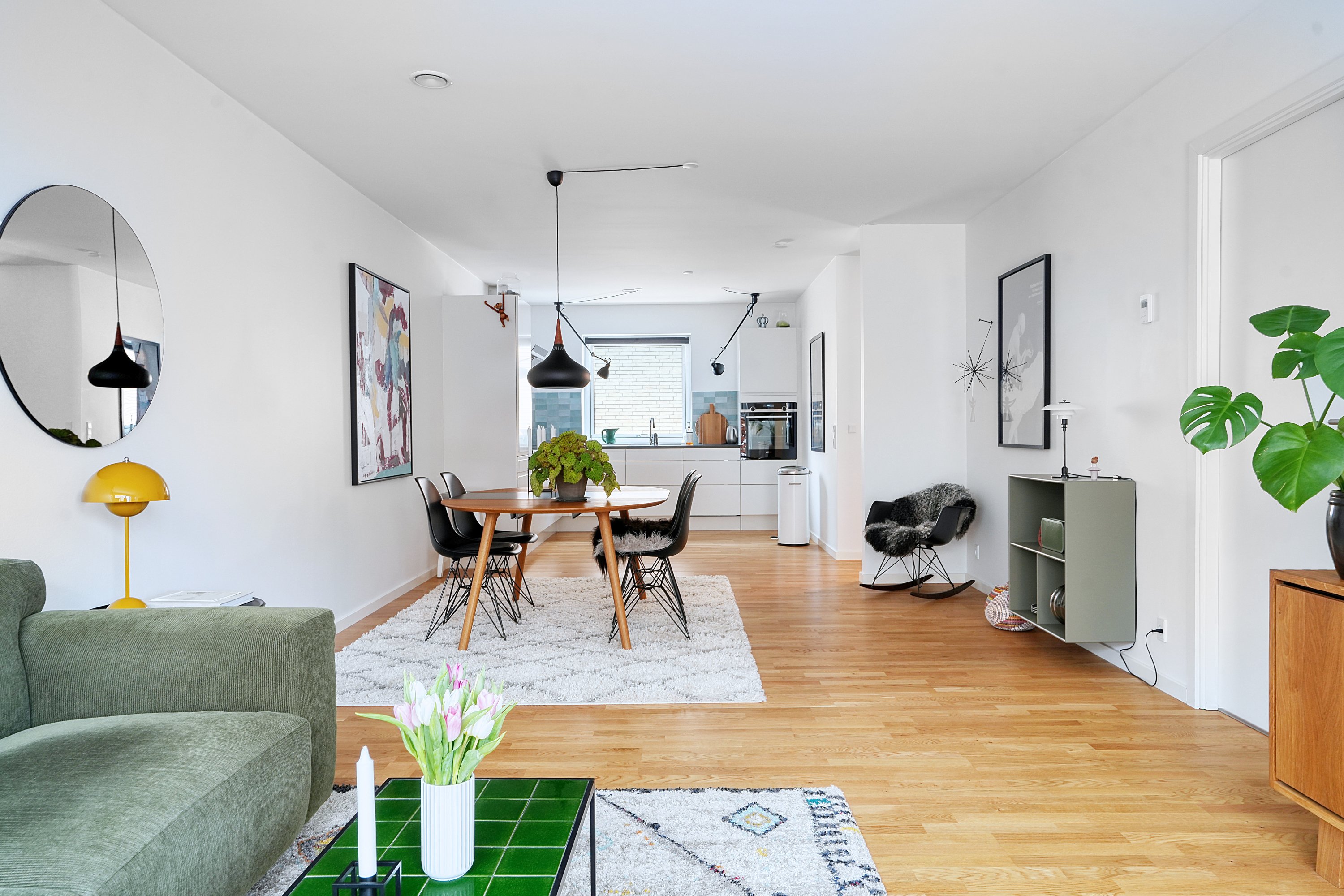 Fremhævet spisestue billede i fuldskærmstilstand. Billede af H.E. Flemmers Have 29, 4300 Holbæk