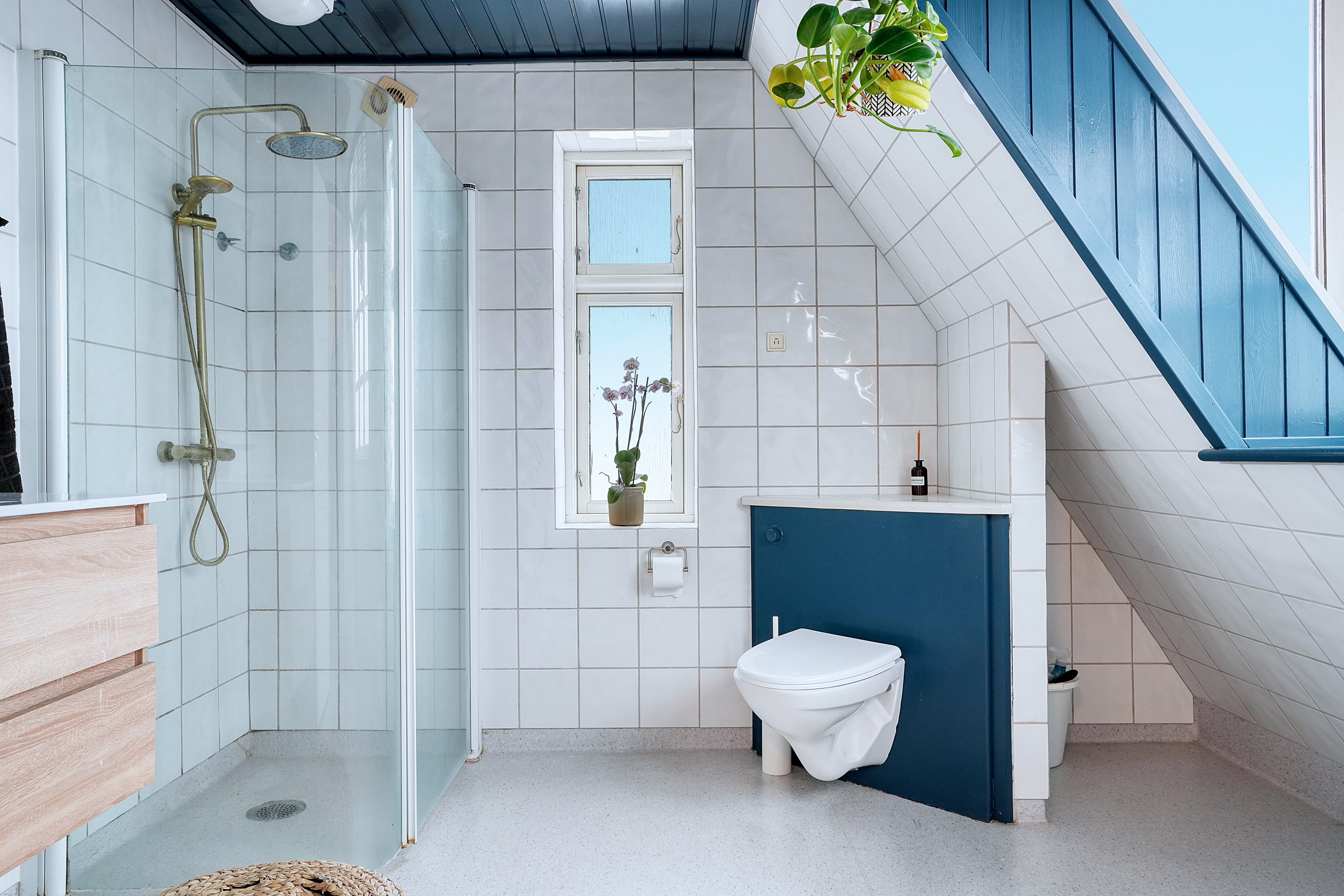 Fremhævet badeværelse billede i fuldskærmstilstand. Billede af Strandmøllevej 14, 4300 Holbæk