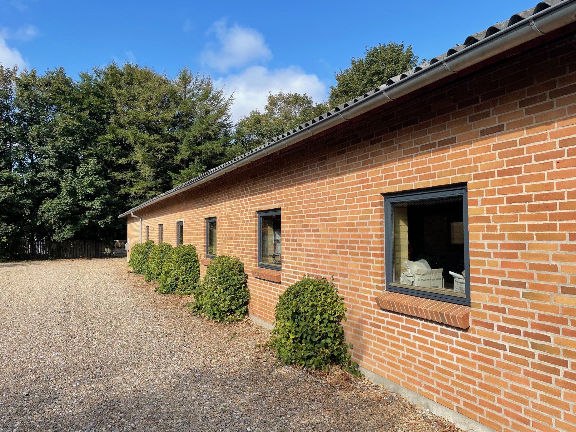 Fremhævet  billede i fuldskærmstilstand. Billede af Skovbrynet 9 og 11, Ølstrup, 6950 Ringkøbing