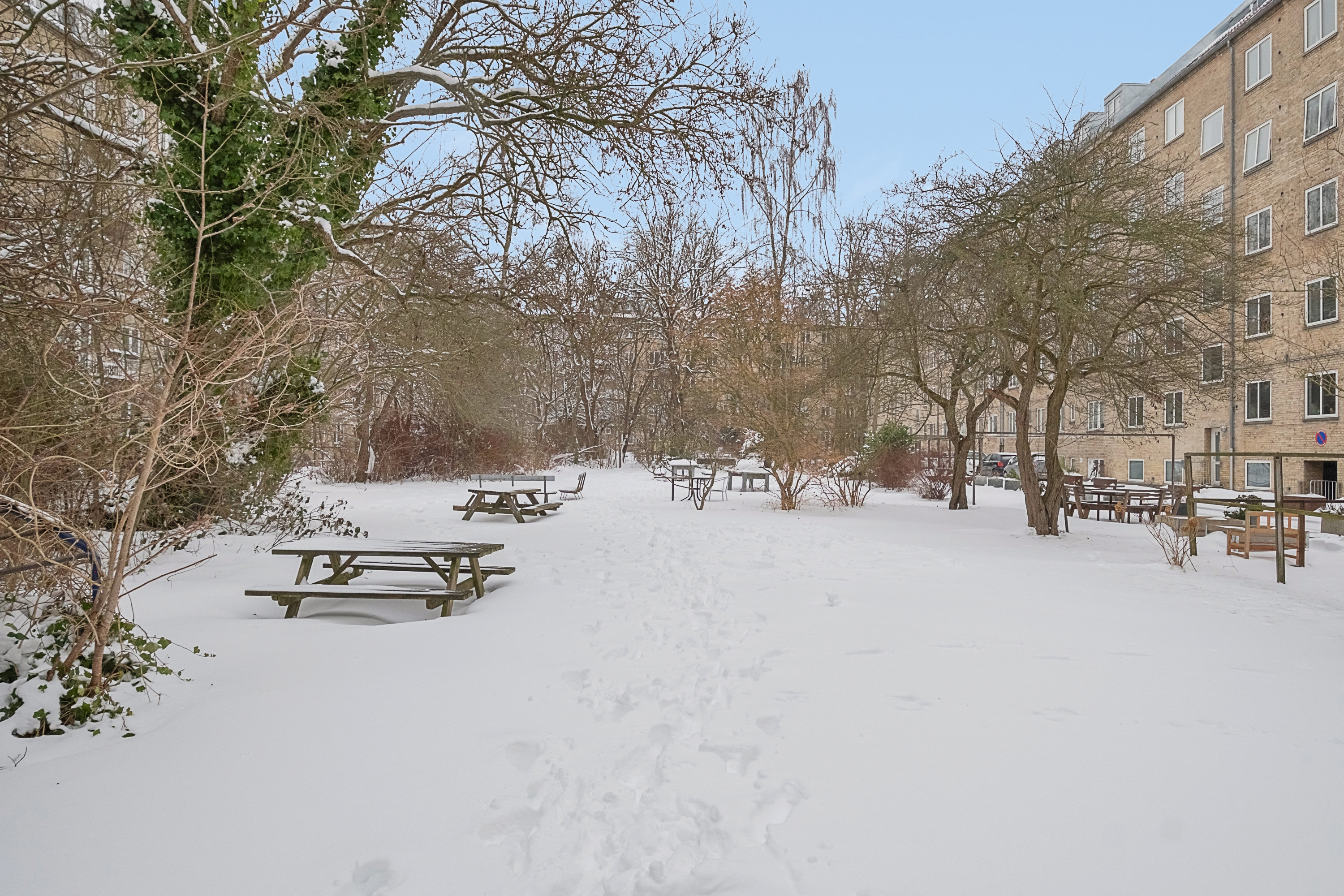 Fremhævet gårdmiljø billede i fuldskærmstilstand. Billede af Augustenborggade 3, 2. tv., 8000 Aarhus C