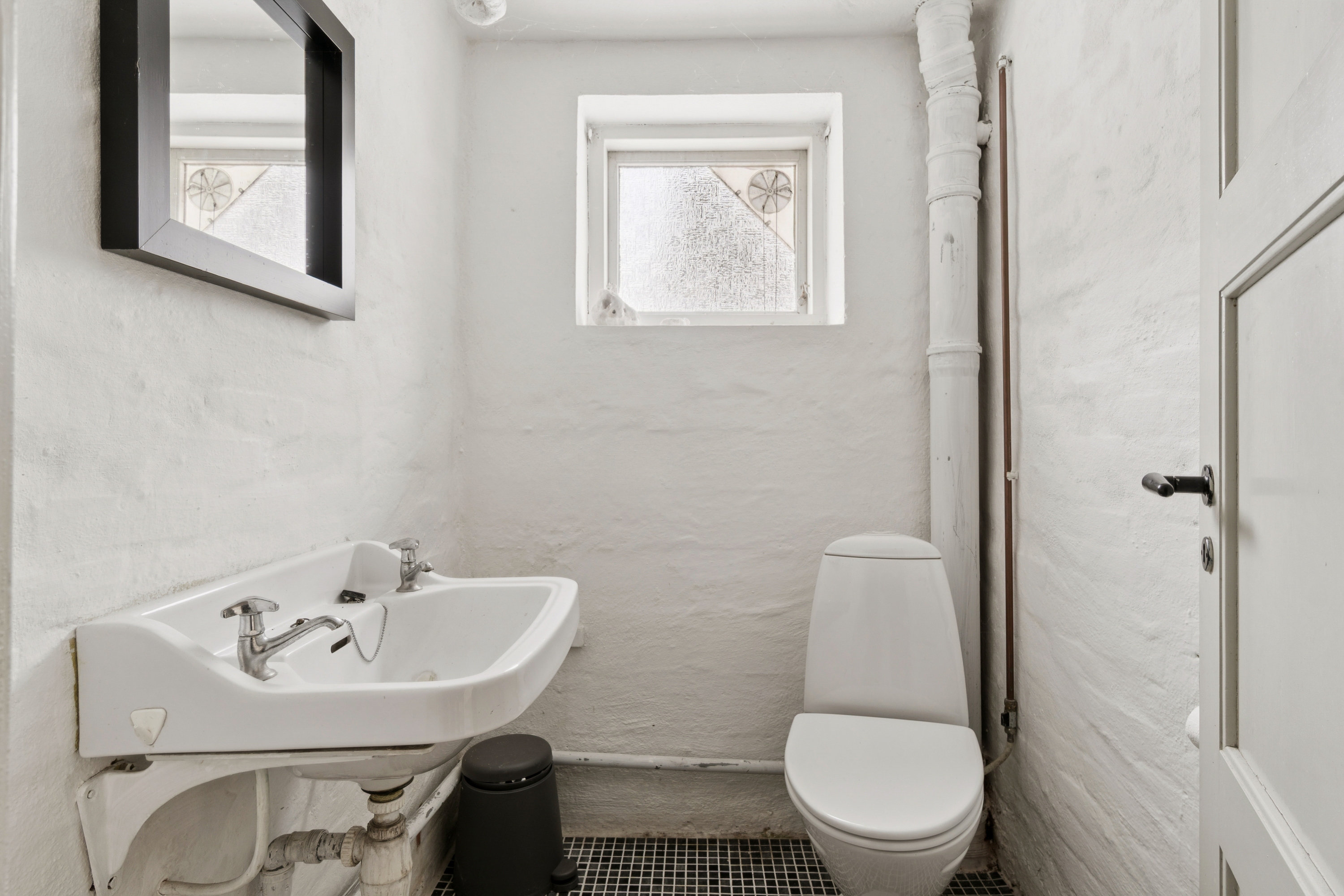 Fremhævet badeværelse billede i fuldskærmstilstand. Billede af Gl. Randersvej 34A, 8800 Viborg