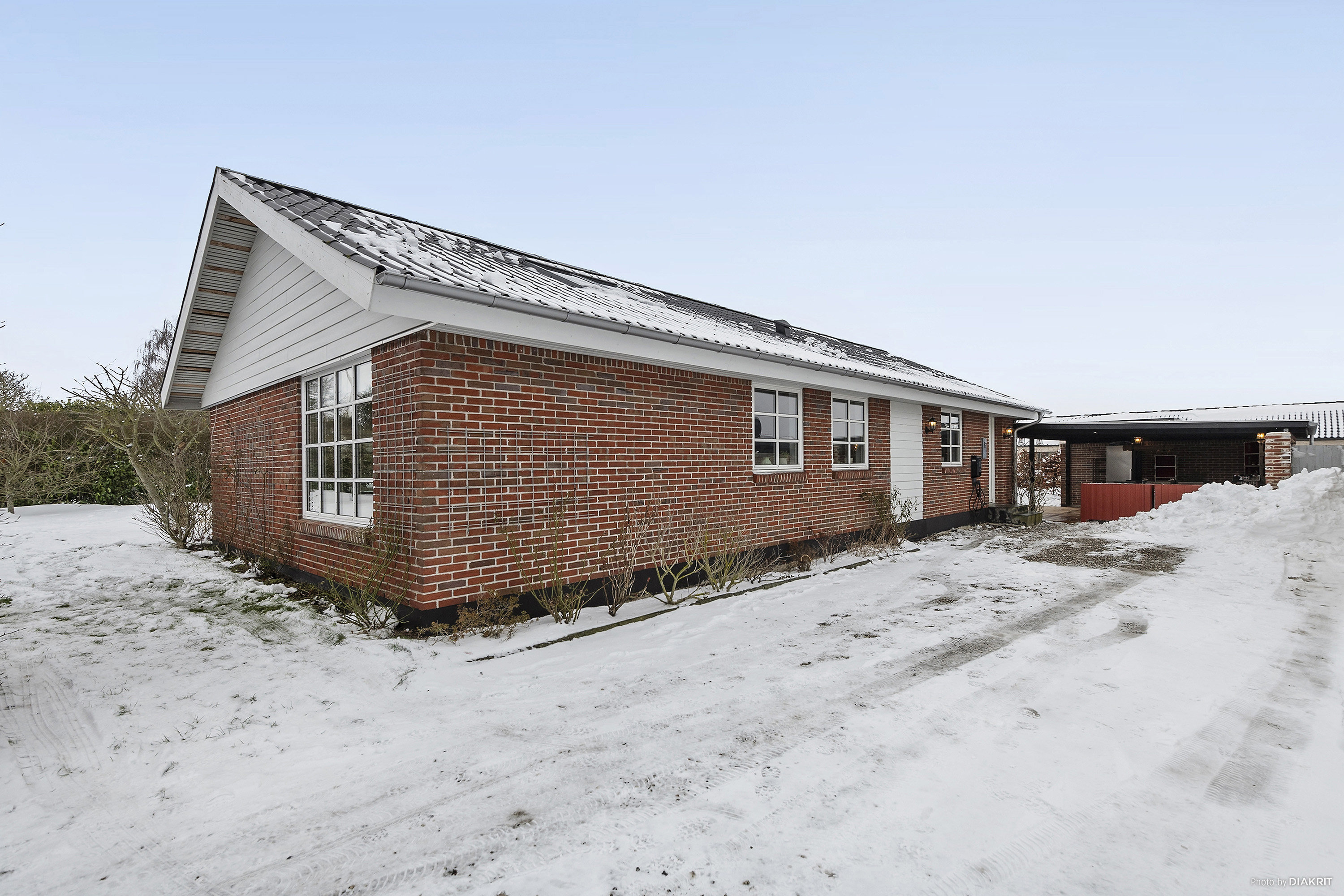 Fremhævet ejendommen billede i fuldskærmstilstand. Billede af Kastanievej 1, Saksild, 8300 Odder