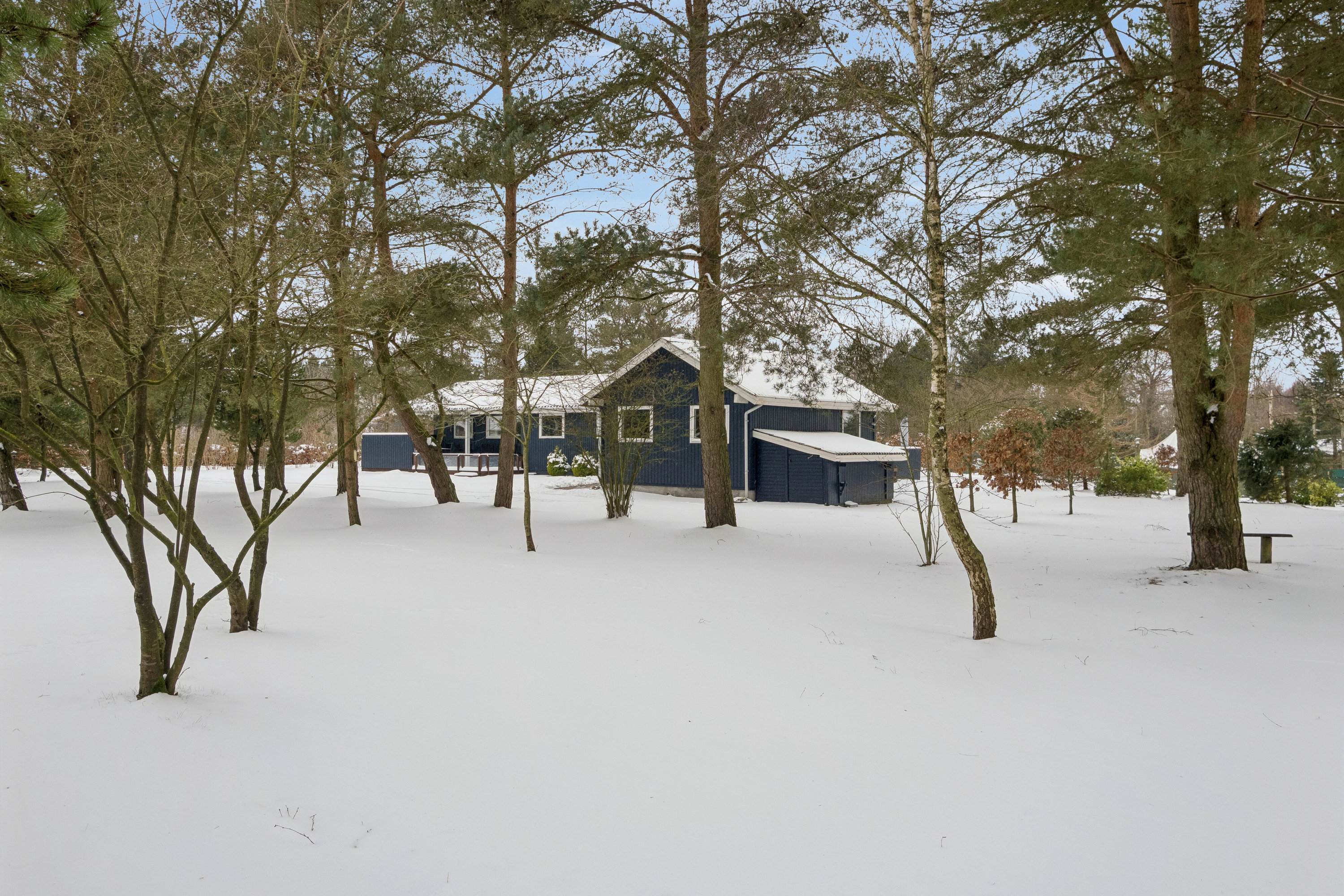 Fremhævet udendørs billede i fuldskærmstilstand. Billede af Agerøvej 12, Amtoft, 7742 Vesløs