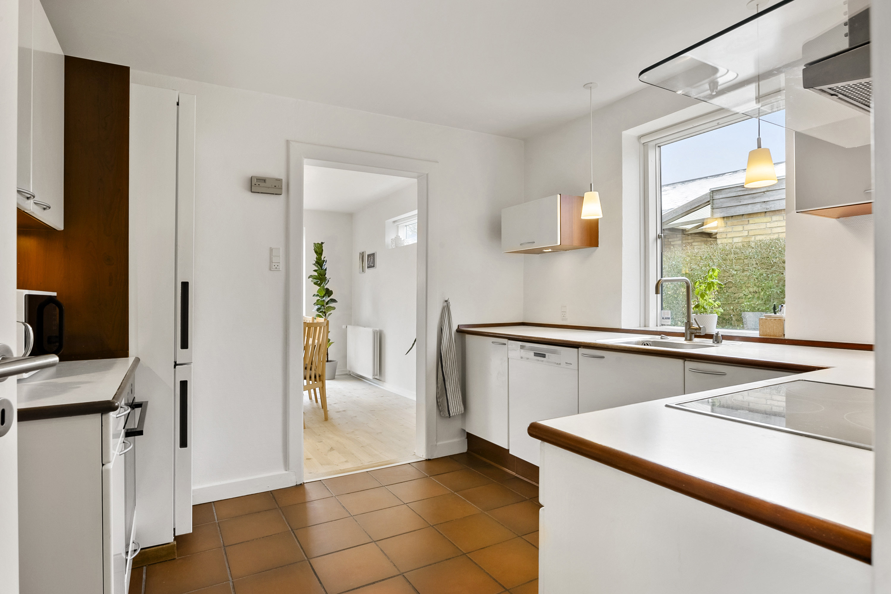 Fremhævet køkken billede i fuldskærmstilstand. Billede af Fjordvej 6, 6200 Aabenraa