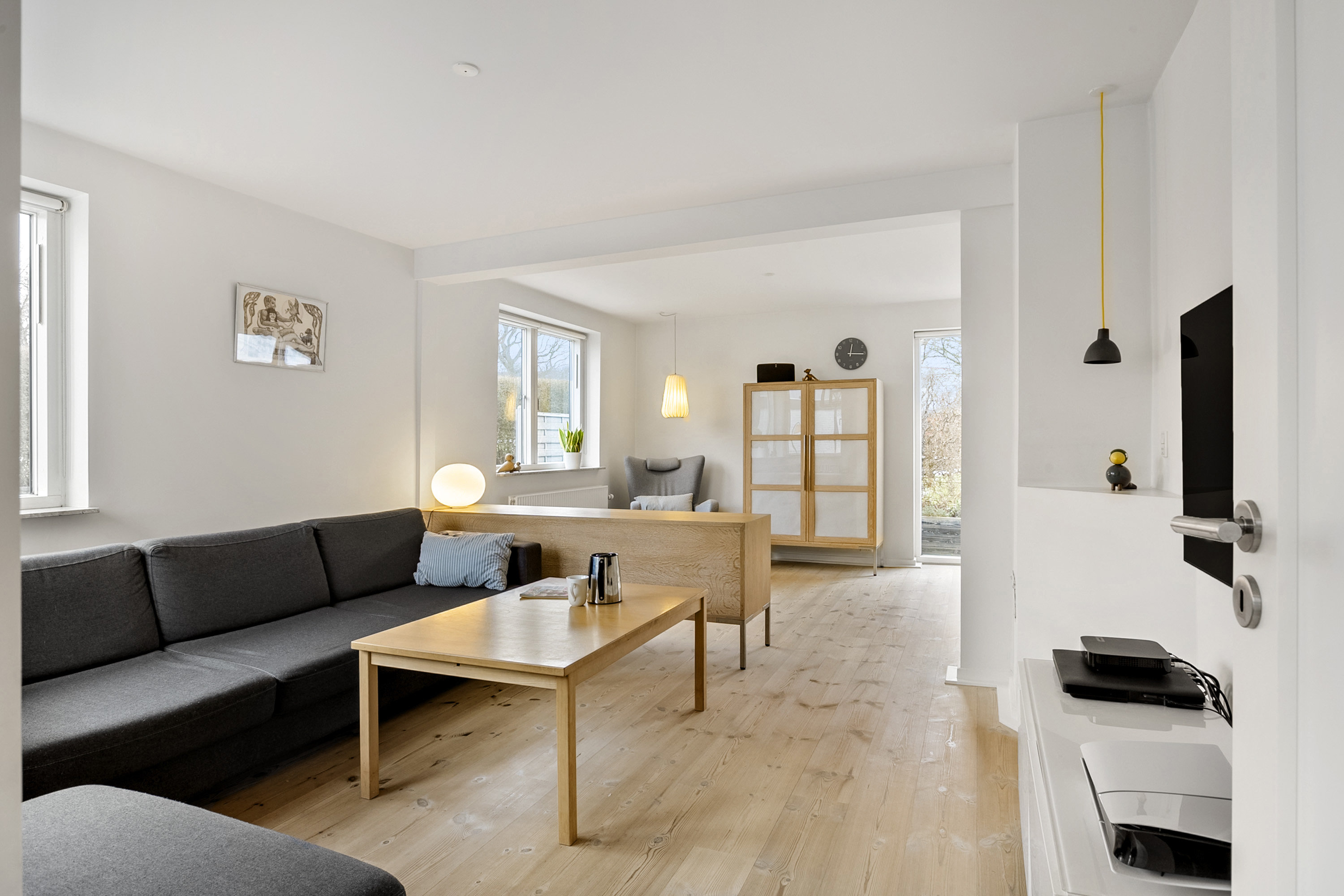 Fremhævet stue billede i fuldskærmstilstand. Billede af Fjordvej 6, 6200 Aabenraa