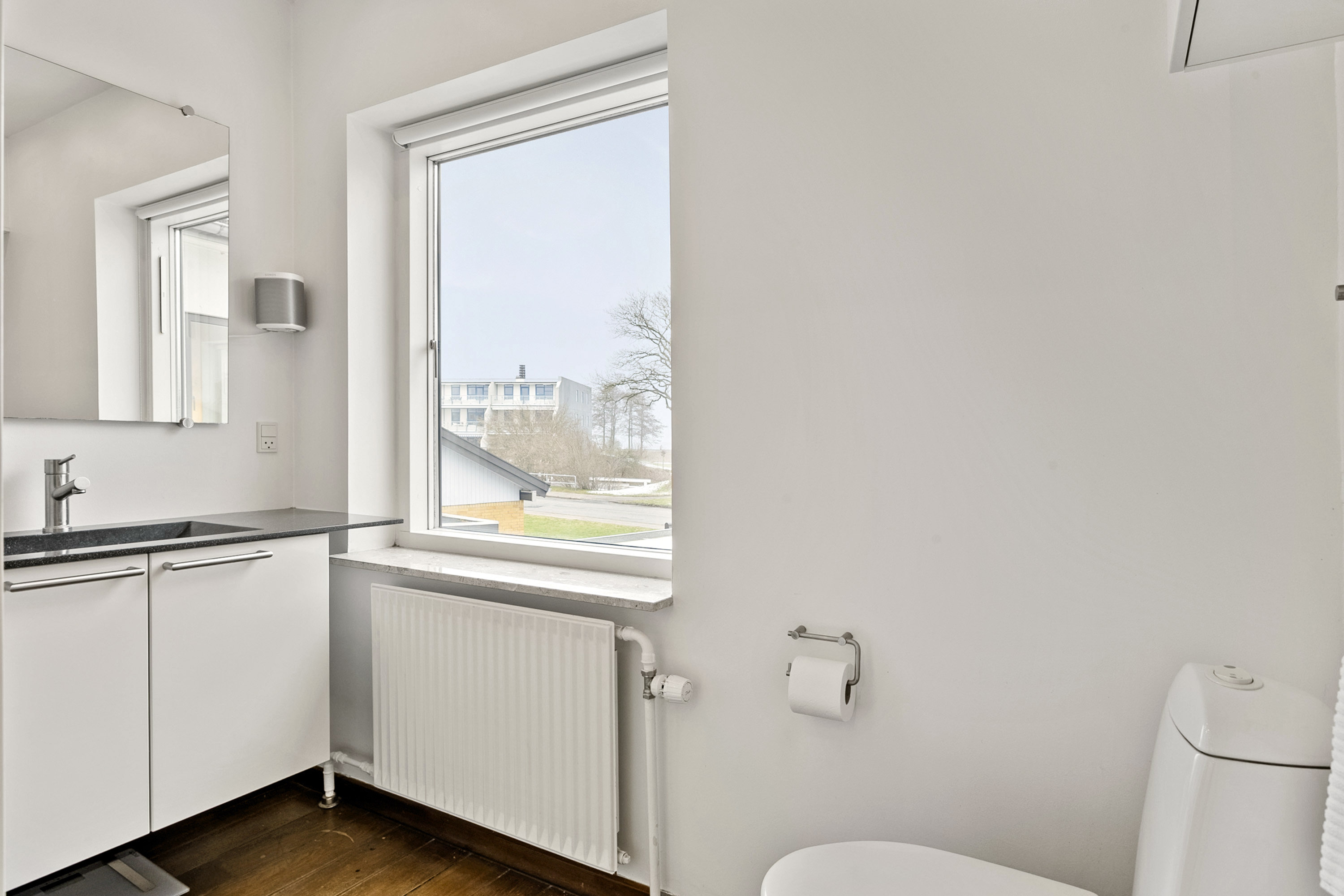 Fremhævet badeværelse billede i fuldskærmstilstand. Billede af Fjordvej 6, 6200 Aabenraa