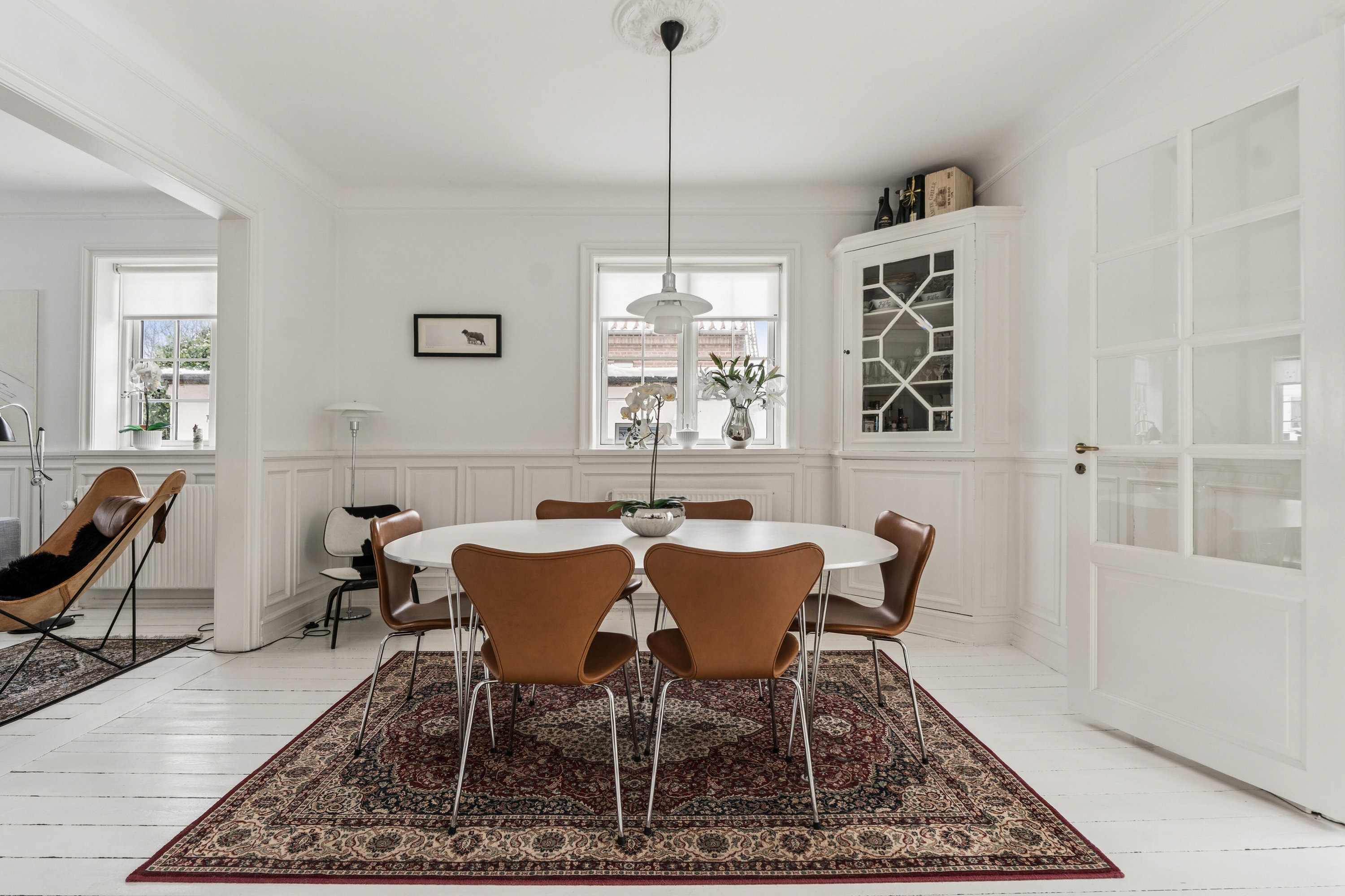 Fremhævet spisestue billede i fuldskærmstilstand. Billede af Svanelundsvej 20, 9800 Hjørring