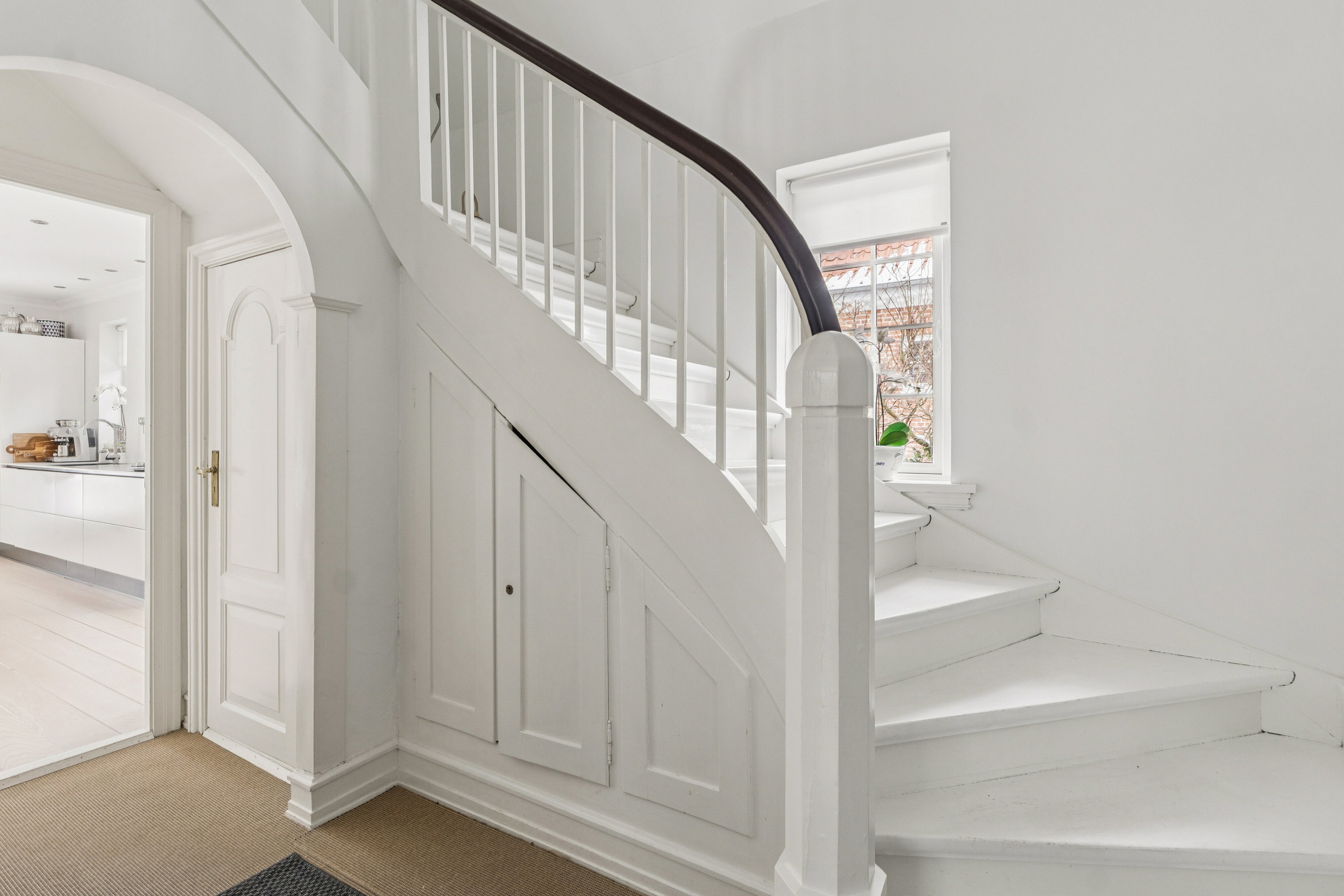 Fremhævet indendørs billede i fuldskærmstilstand. Billede af Svanelundsvej 20, 9800 Hjørring