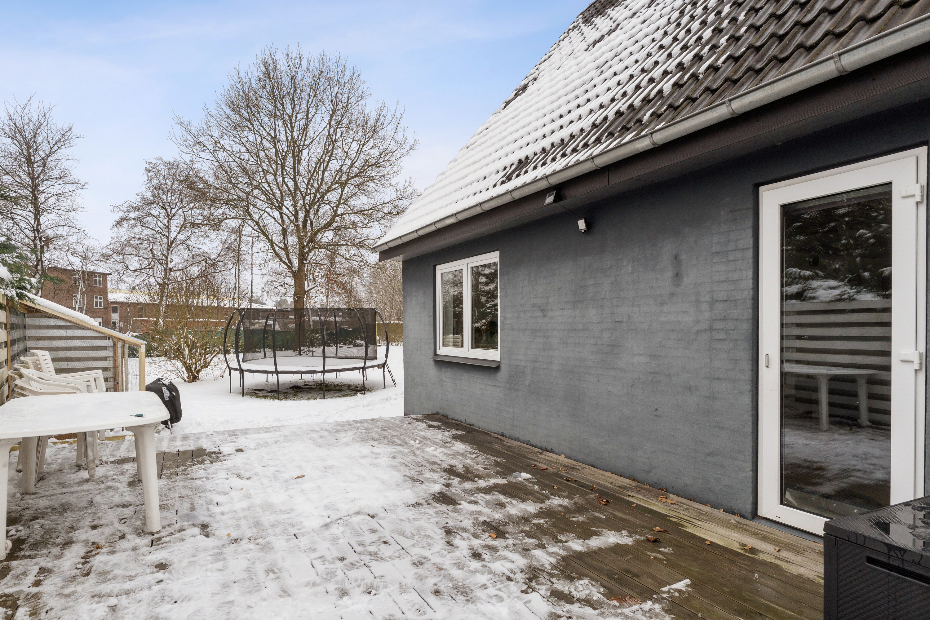 Fremhævet udendørs billede i fuldskærmstilstand. Billede af Ringgade 7, 6330 Padborg