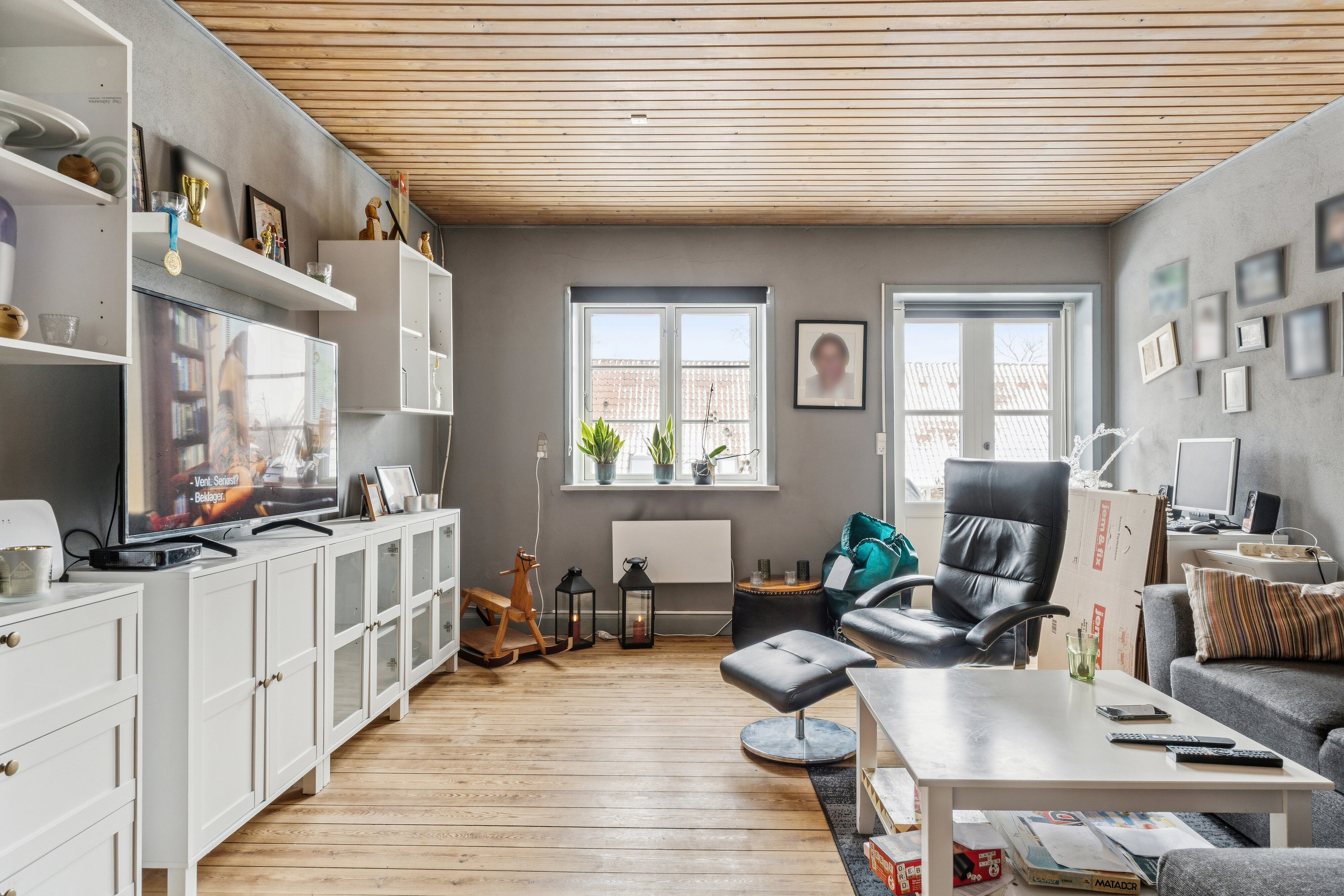 Fremhævet stue billede i fuldskærmstilstand. Billede af Møllegården 13, 1. th., 6340 Kruså