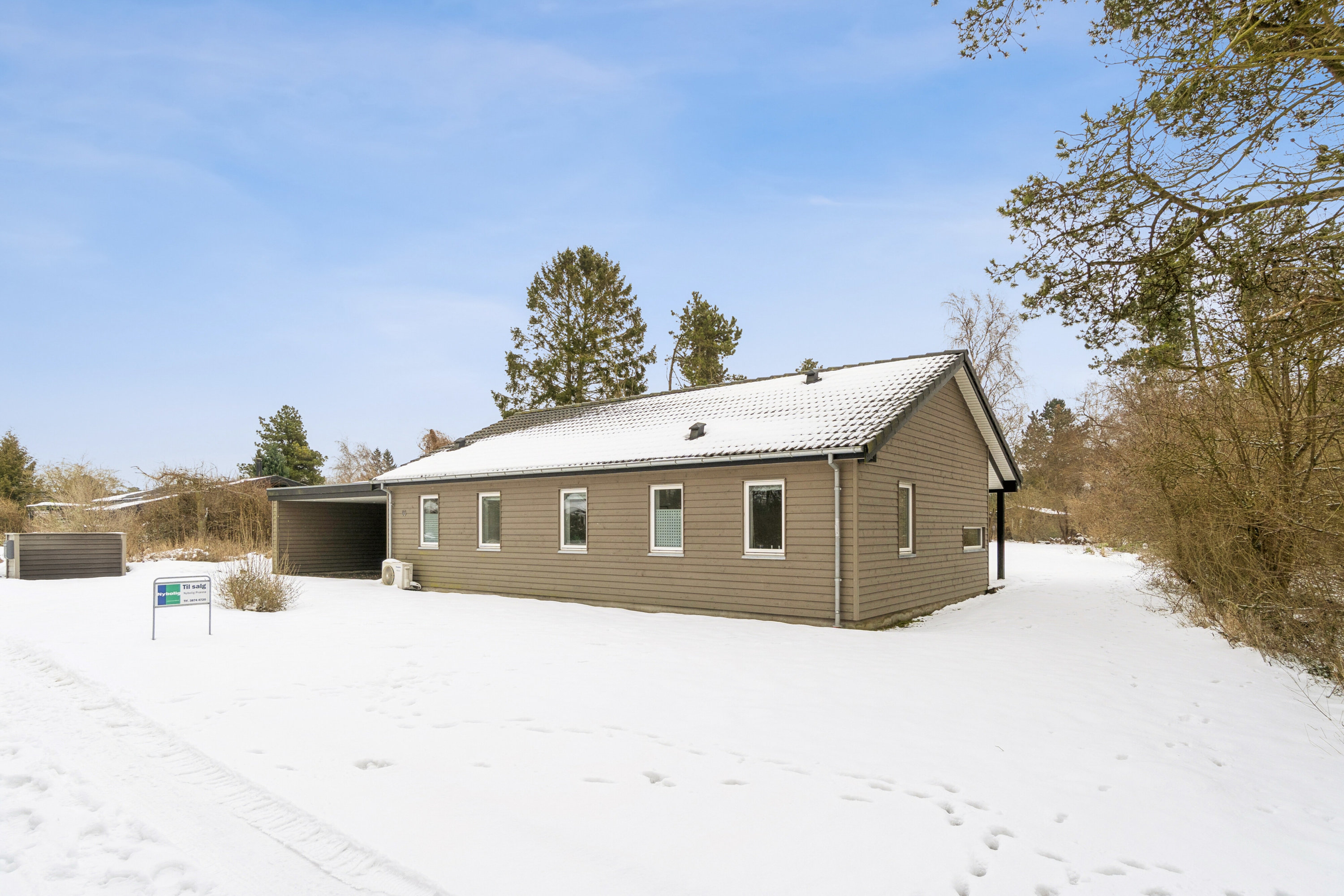 Fremhævet forhave billede i fuldskærmstilstand. Billede af Kastanievænget 10, Bøged Strand, 4720 Præstø