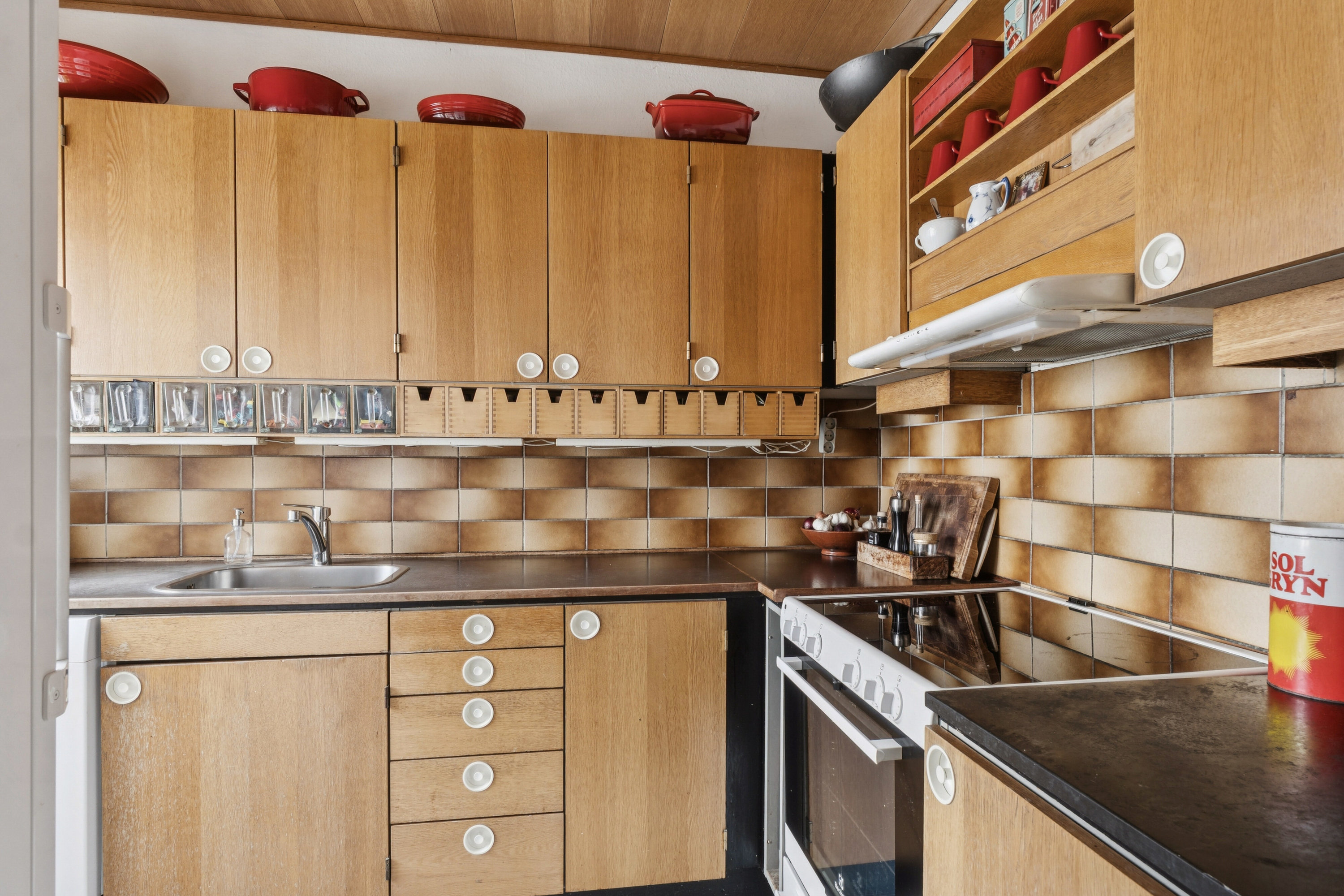 Fremhævet køkken billede i fuldskærmstilstand. Billede af Planteheldvej 22A, 2650 Hvidovre