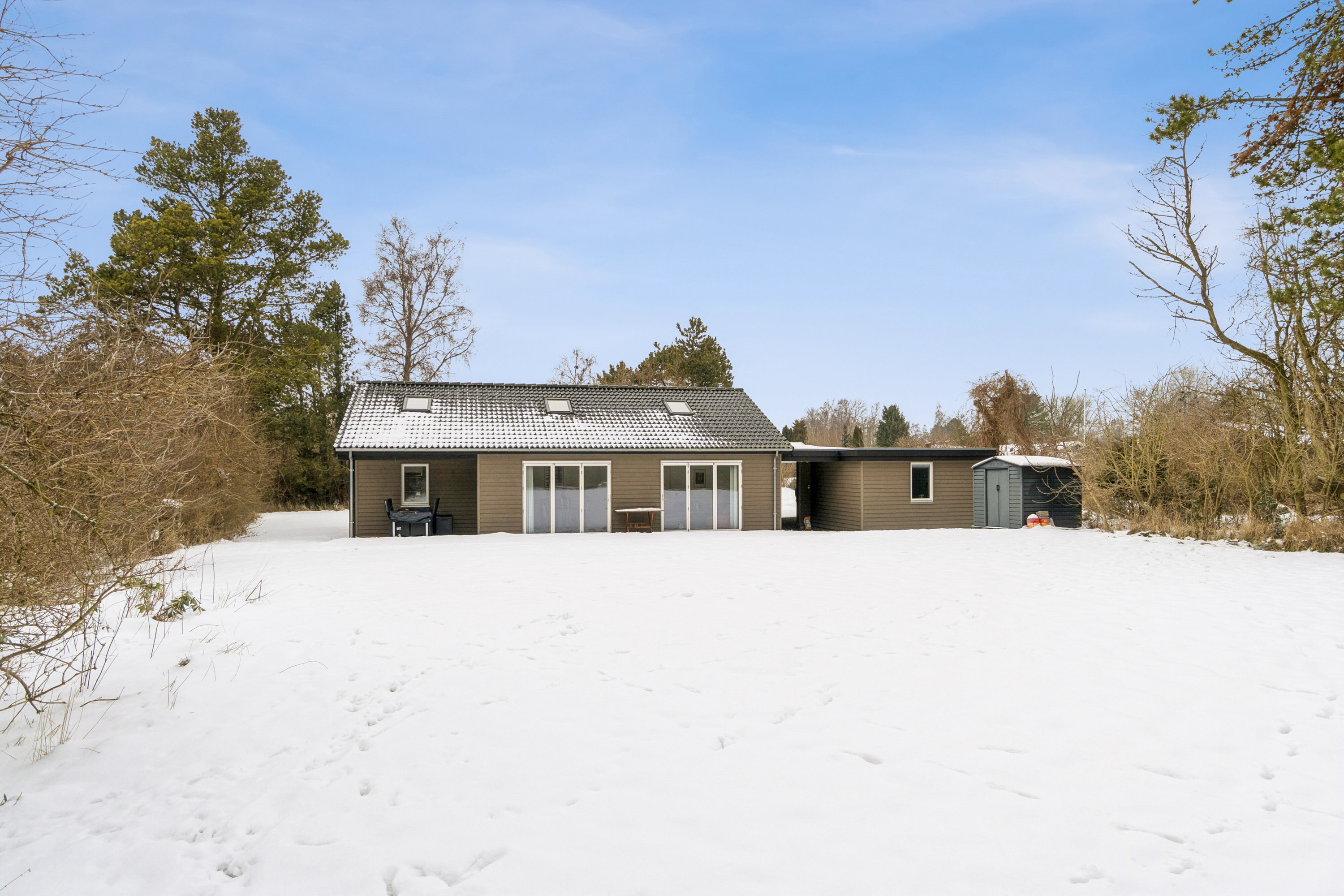 Fremhævet baghave billede i fuldskærmstilstand. Billede af Kastanievænget 10, Bøged Strand, 4720 Præstø