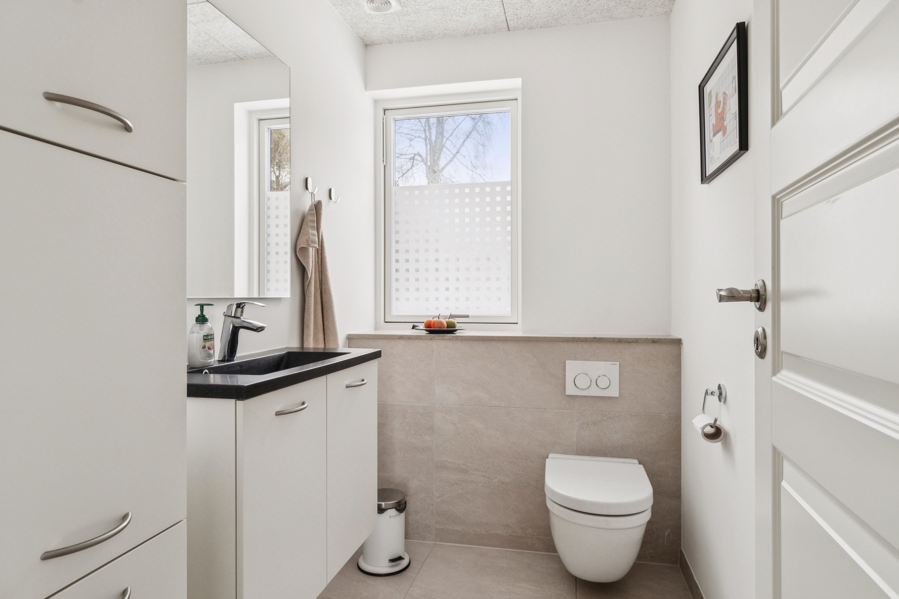 Fremhævet badeværelse billede i fuldskærmstilstand. Billede af Kastanievænget 10, Bøged Strand, 4720 Præstø