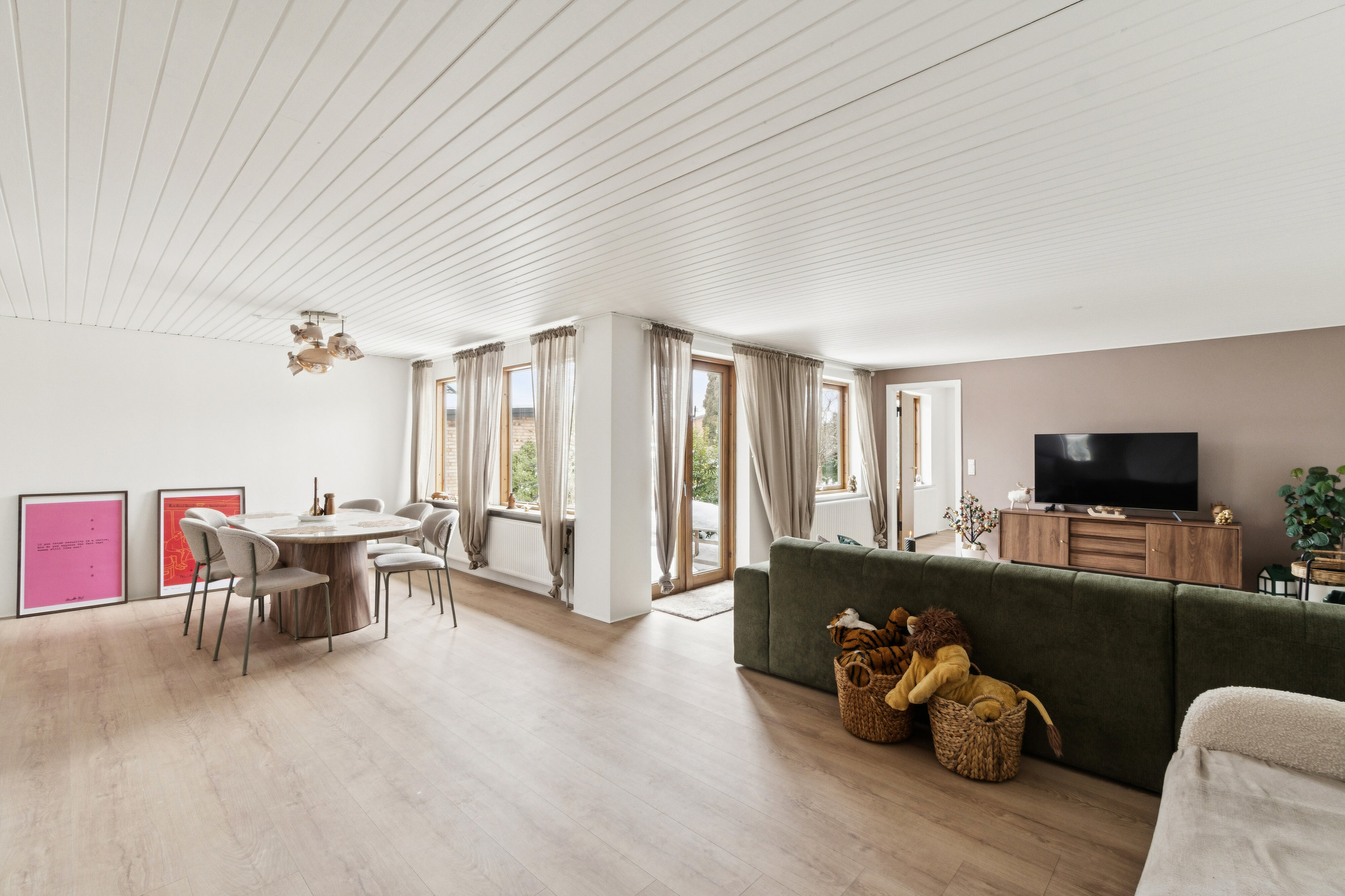 Engstrupgårdsvej 18, 2650 Hvidovre