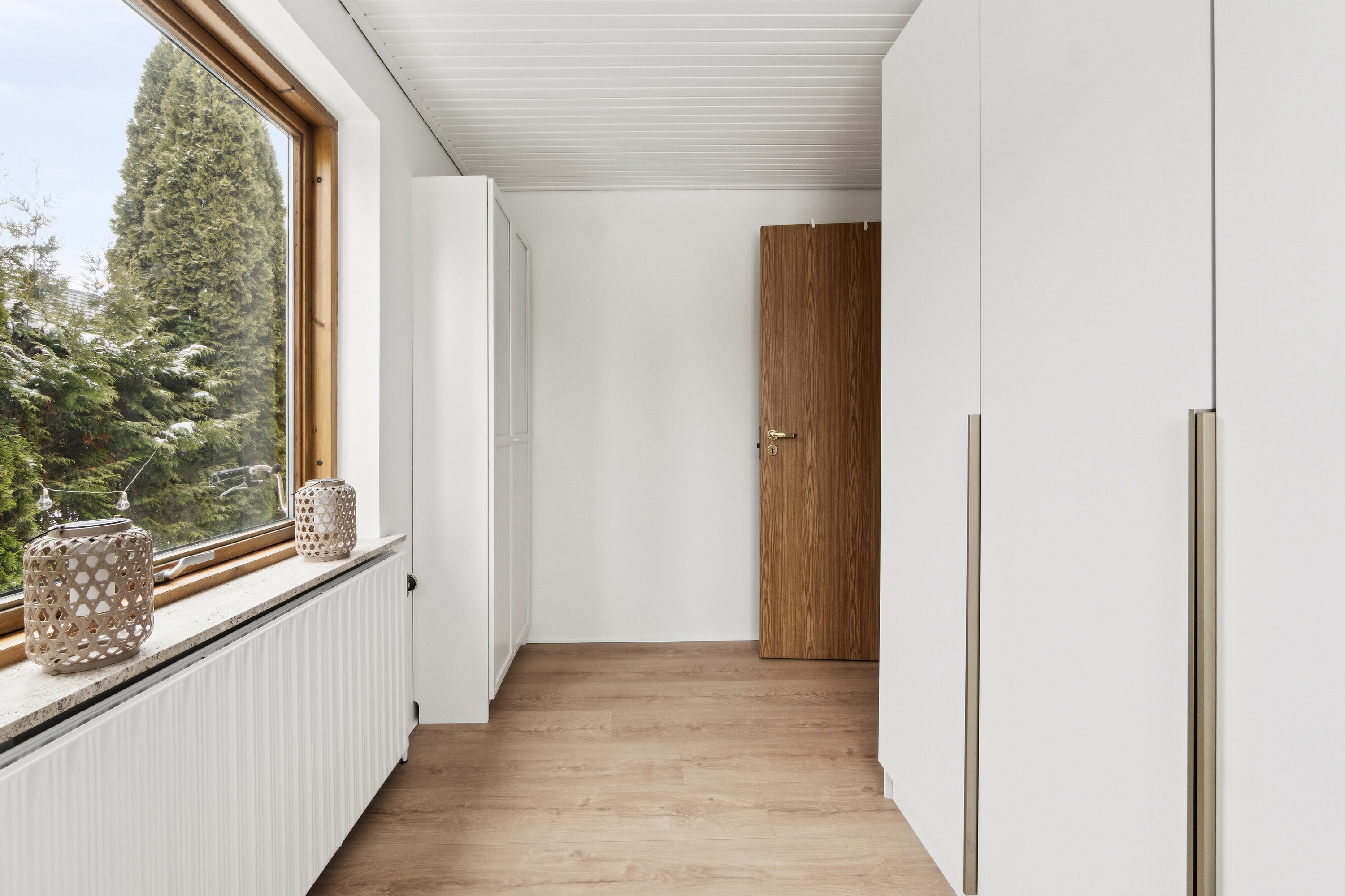 Fremhævet værelse billede i fuldskærmstilstand. Billede af Engstrupgårdsvej 18, 2650 Hvidovre