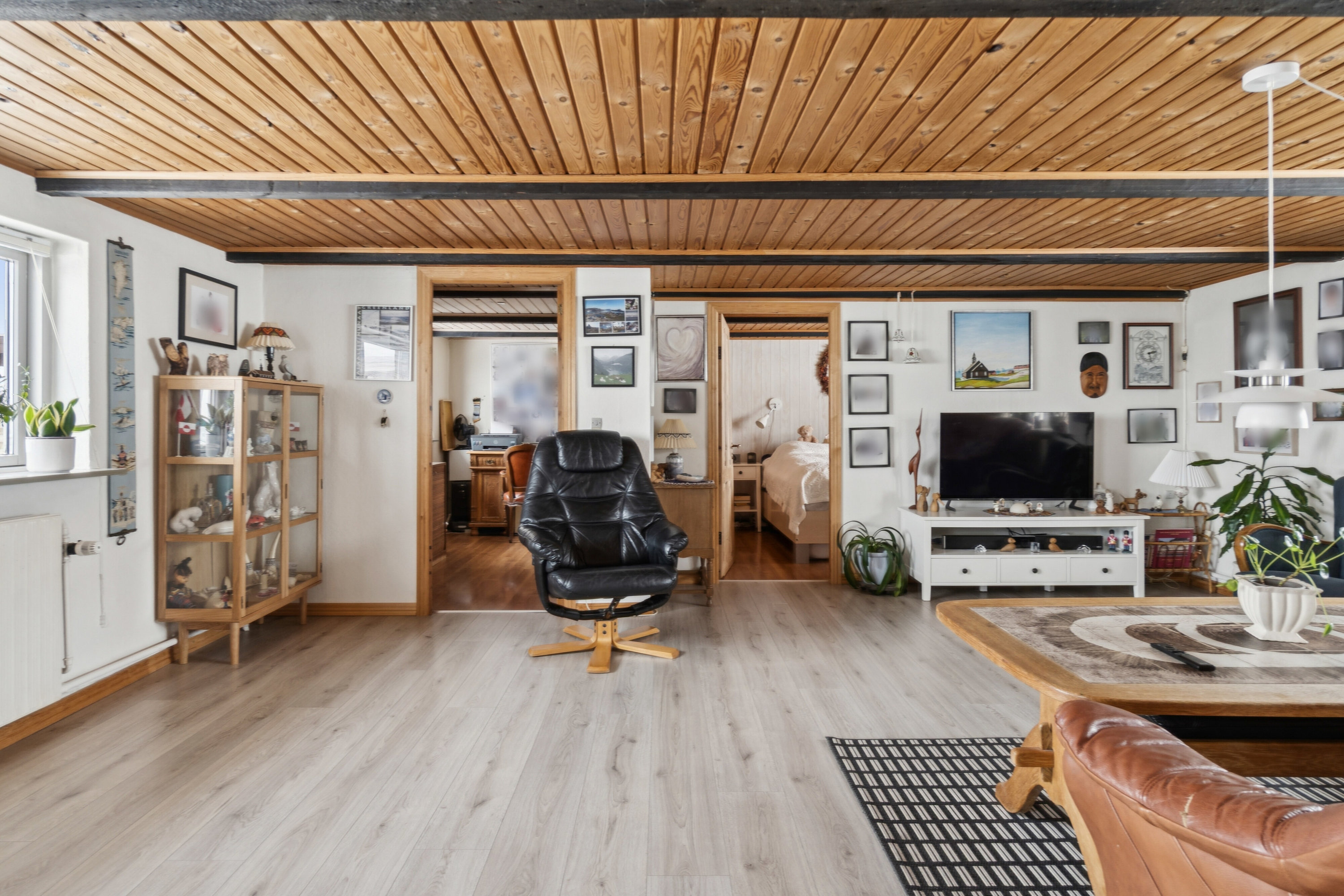 Fremhævet stue billede i fuldskærmstilstand. Billede af Landevejen 33, Heltborg, 7760 Hurup Thy