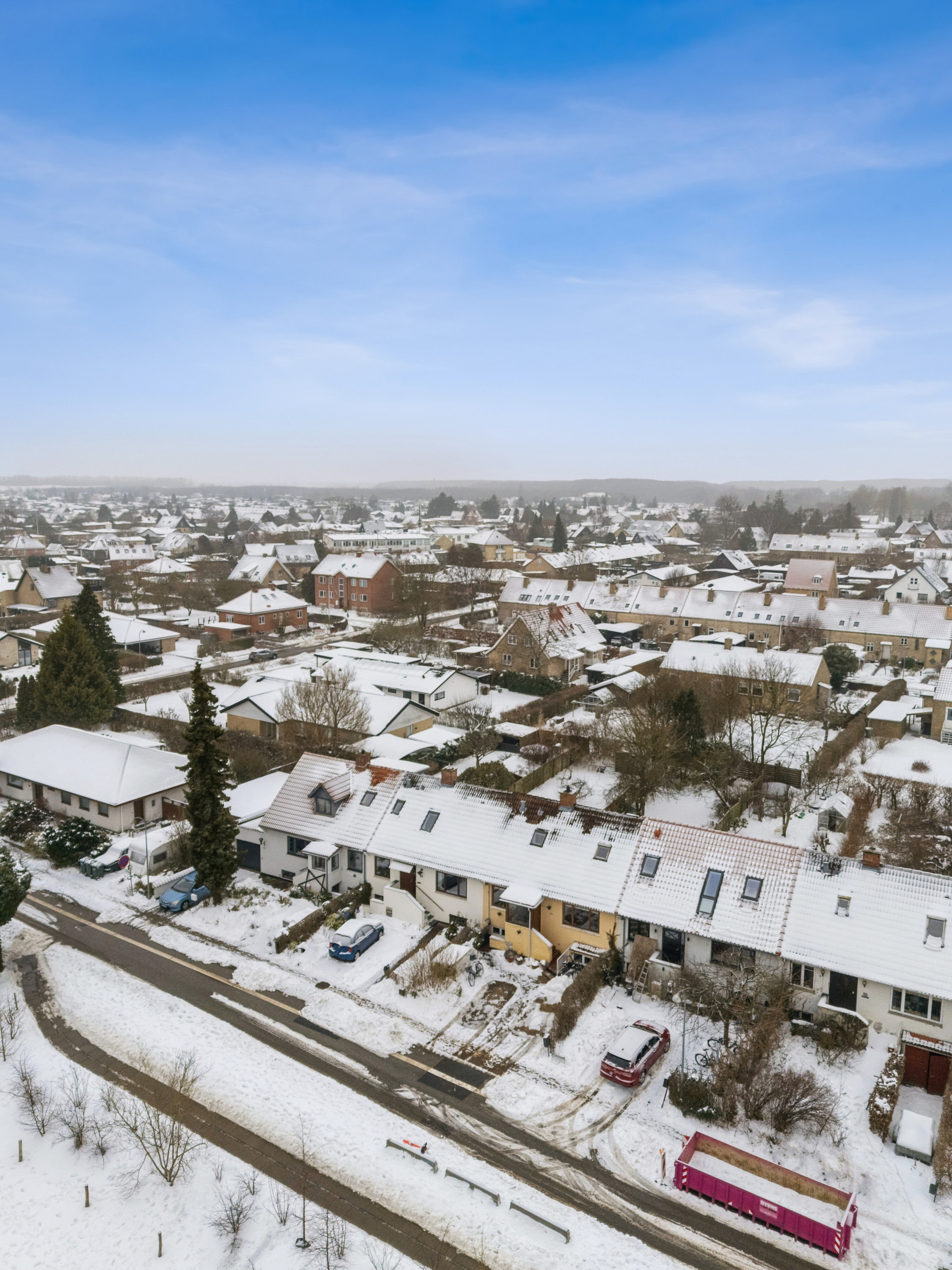Fremhævet set fra vejen billede i fuldskærmstilstand. Billede af Planteheldvej 22A, 2650 Hvidovre