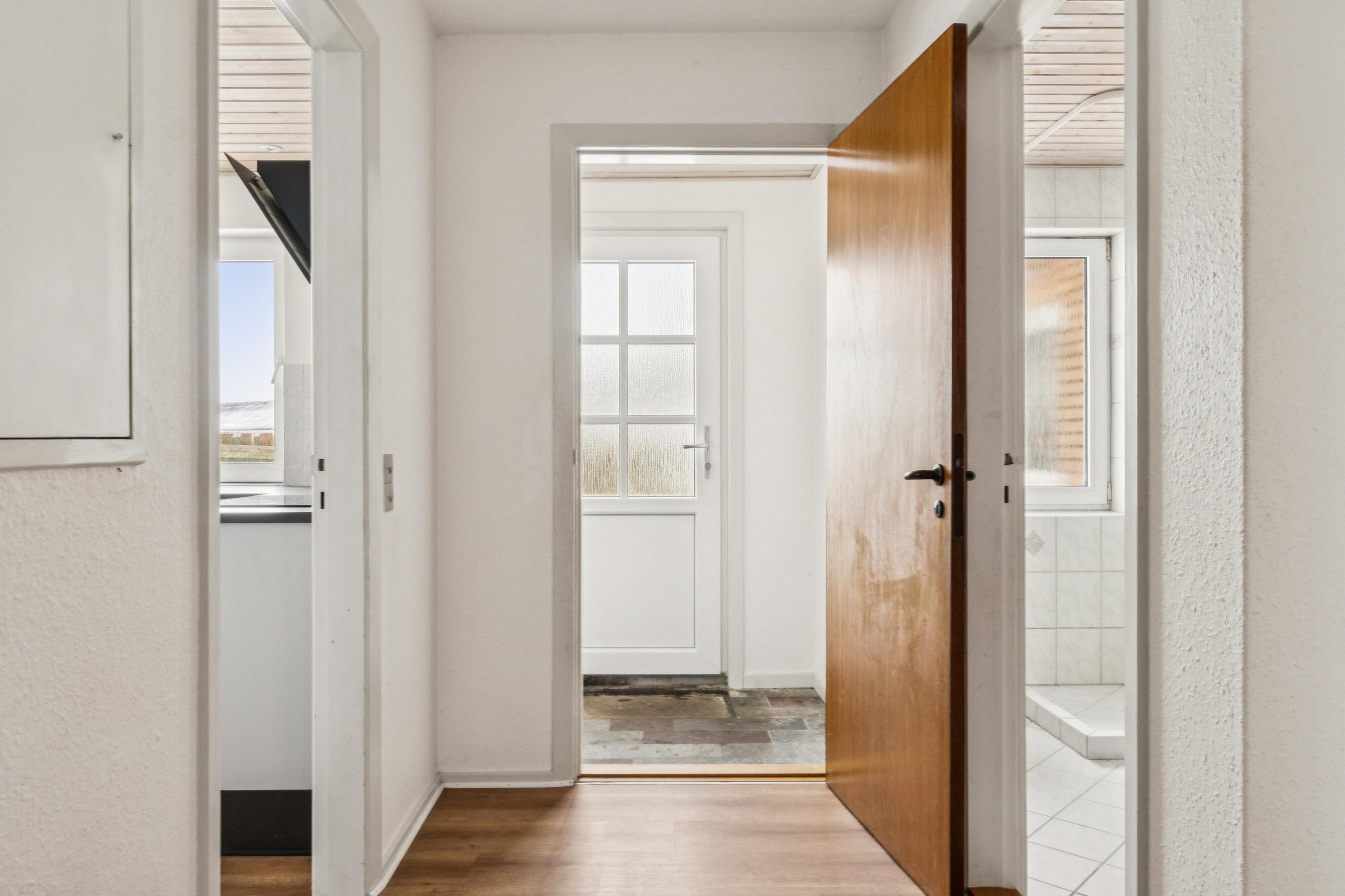 Fremhævet hall billede i fuldskærmstilstand. Billede af Floravænget 42, 7730 Hanstholm