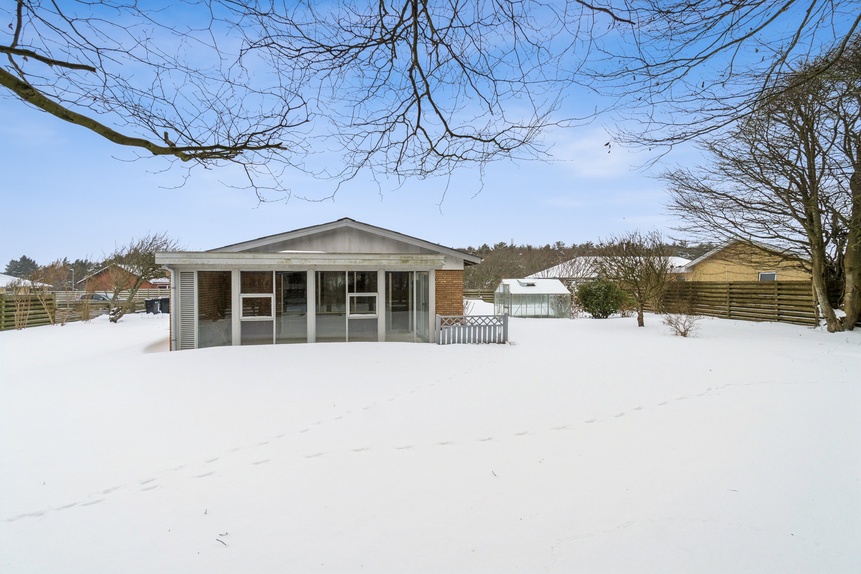 Fremhævet set fra haven billede i fuldskærmstilstand. Billede af Floravænget 42, 7730 Hanstholm