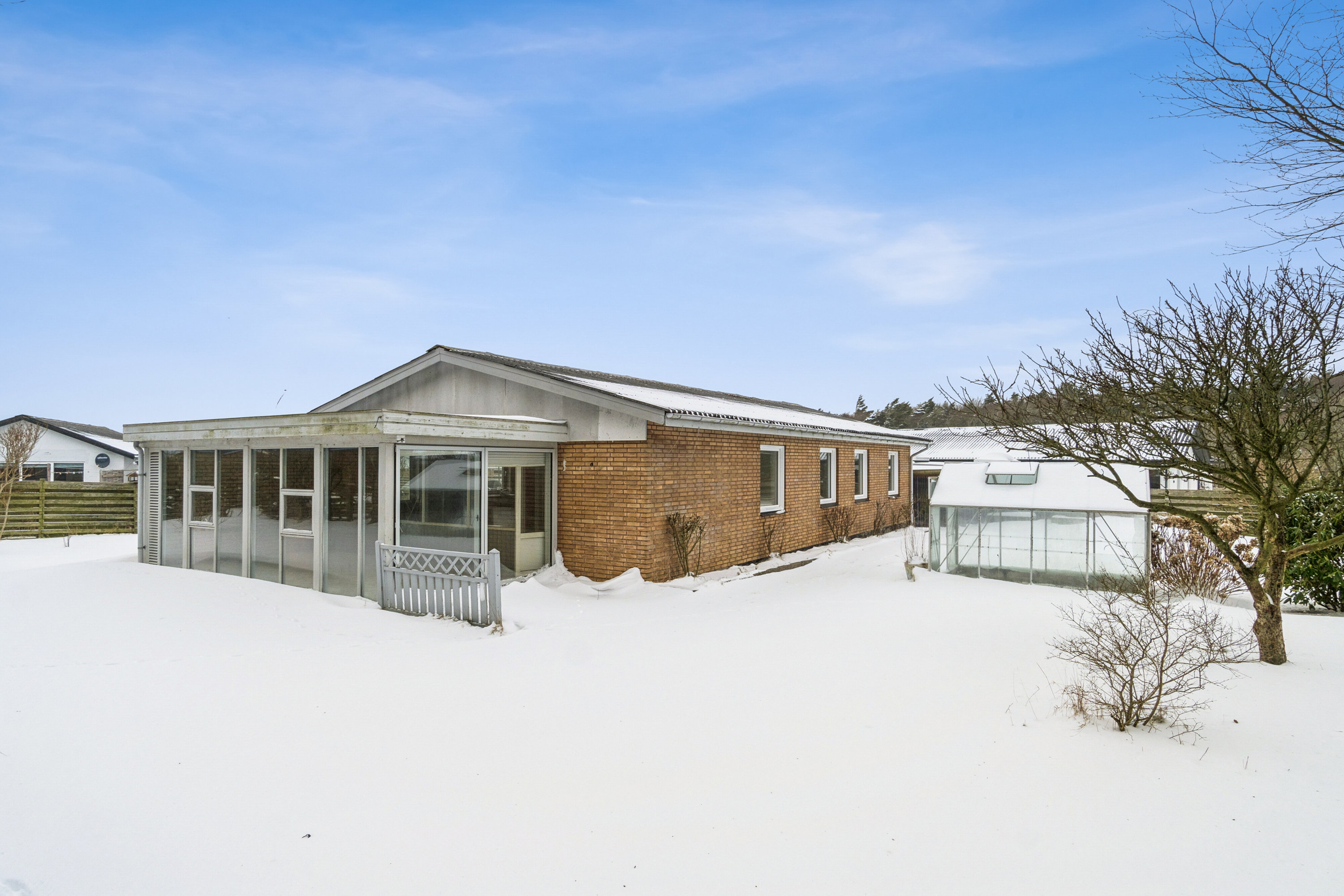 Fremhævet set fra haven billede i fuldskærmstilstand. Billede af Floravænget 42, 7730 Hanstholm