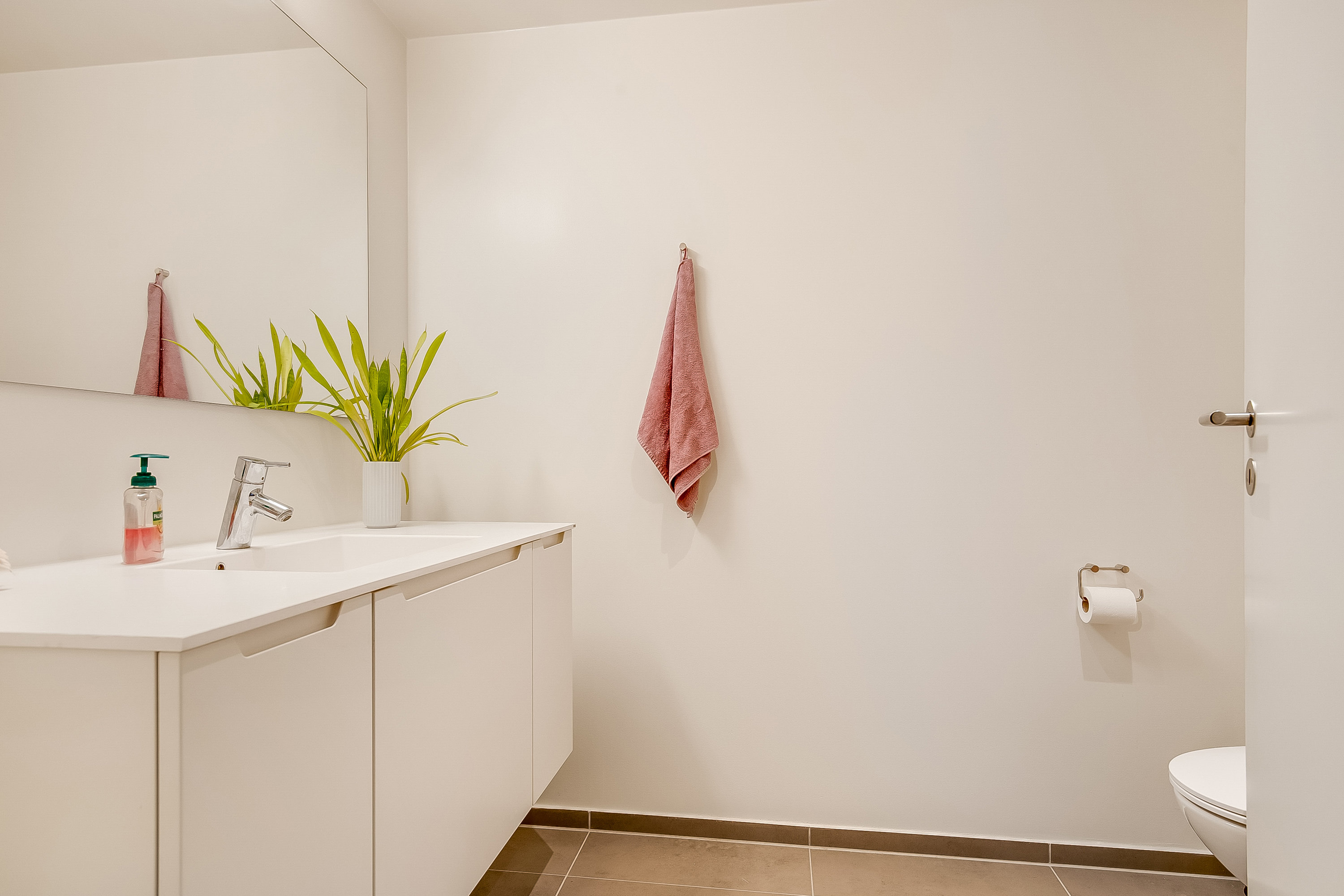 Fremhævet gæstetoilet billede i fuldskærmstilstand. Billede af Beddingen 53, Skudehavnen, 7100 Vejle