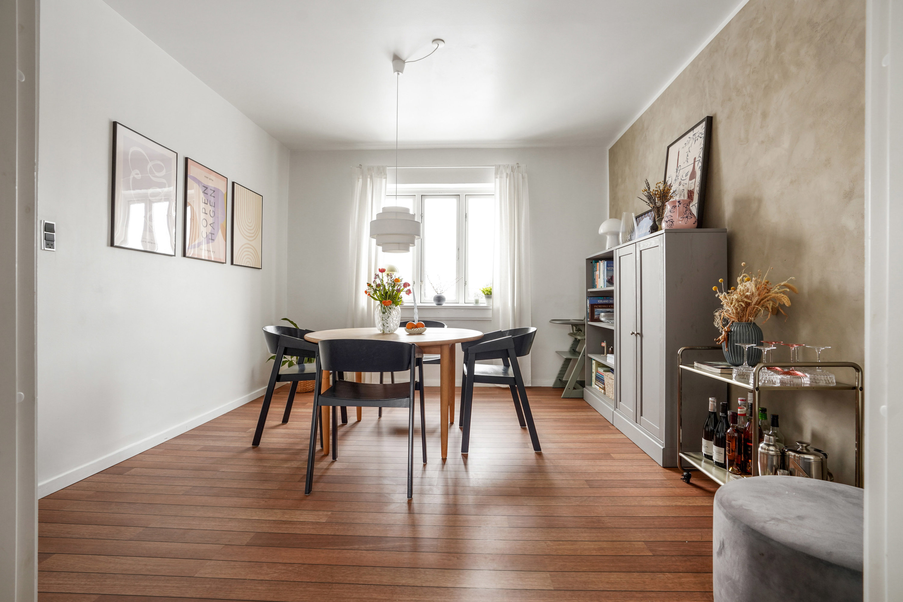 Fremhævet stue billede i fuldskærmstilstand. Billede af Grønlandsgade 35, 1., 5000 Odense C