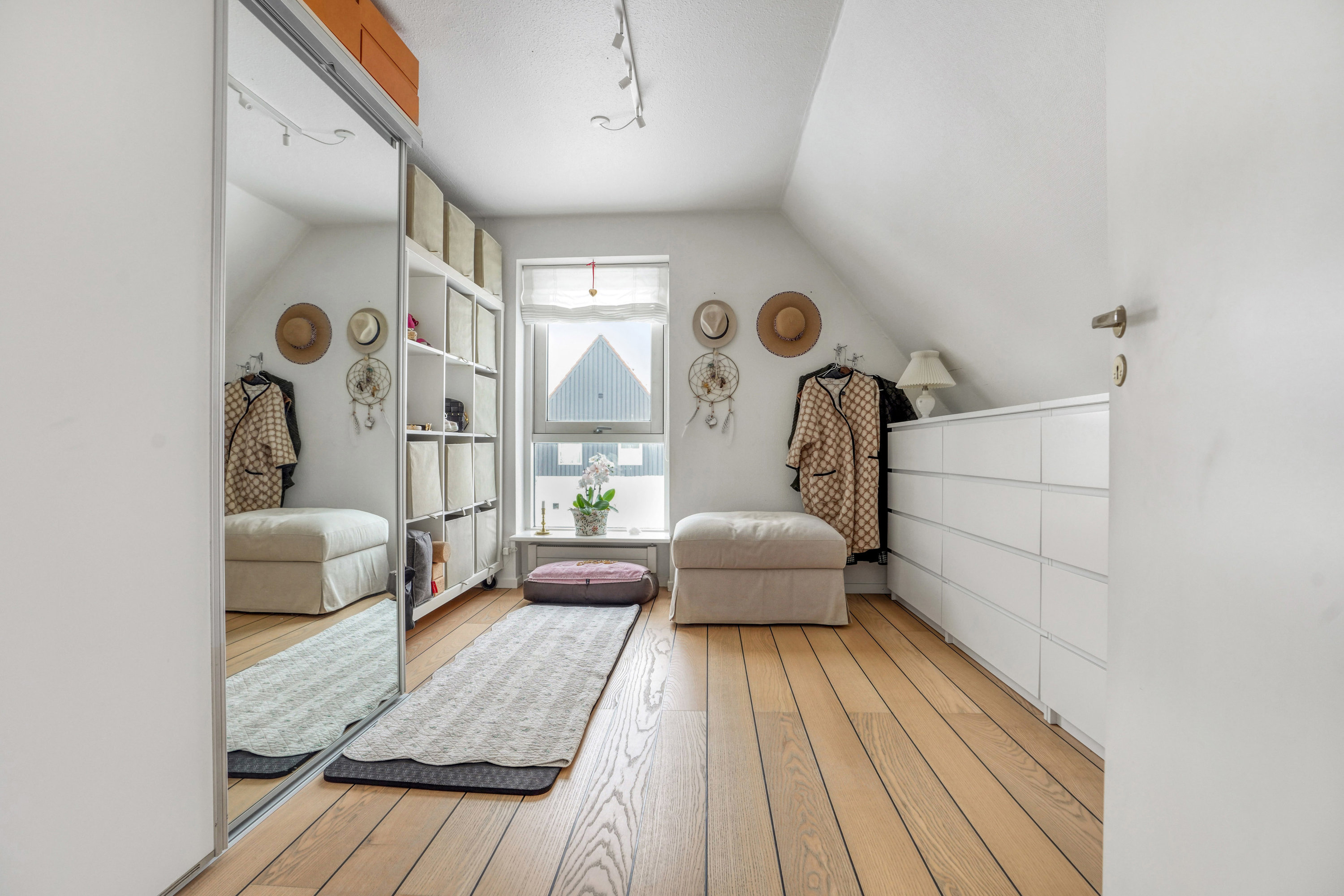 Fremhævet værelse billede i fuldskærmstilstand. Billede af Grønningen 7, 5230 Odense M