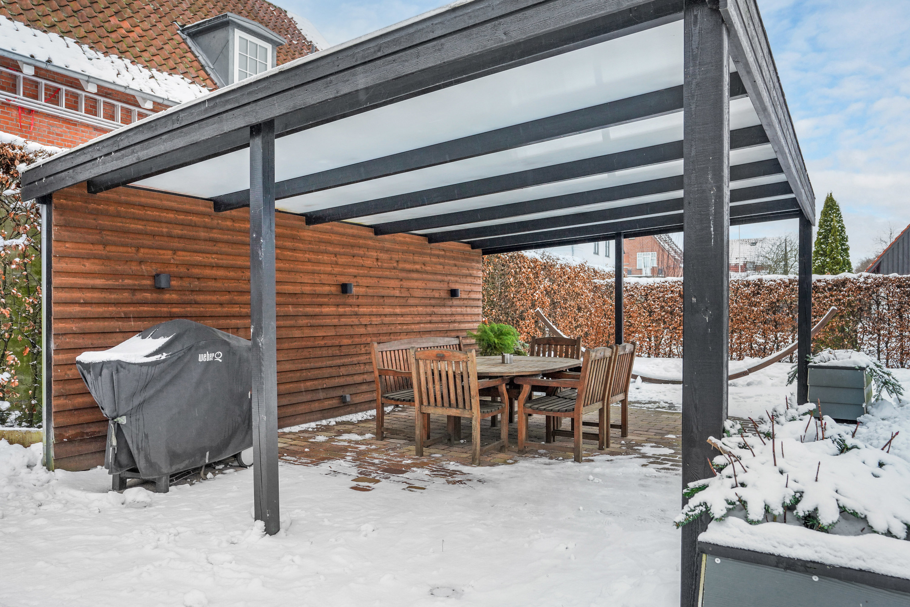 Fremhævet terrasse billede i fuldskærmstilstand. Billede af Grønningen 7, 5230 Odense M