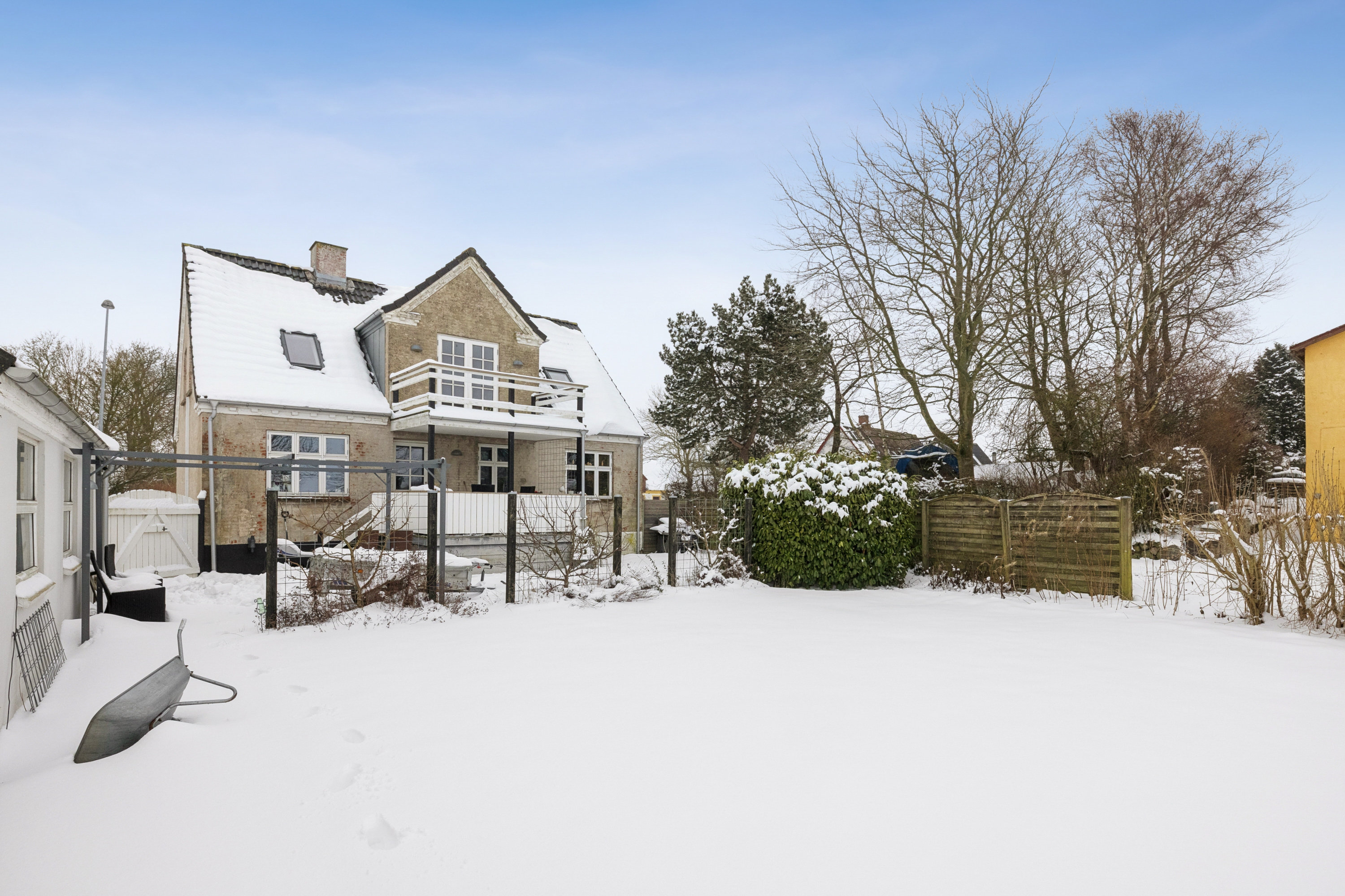 Fremhævet andet billede i fuldskærmstilstand. Billede af Molsvej 62, Egens, 8410 Rønde