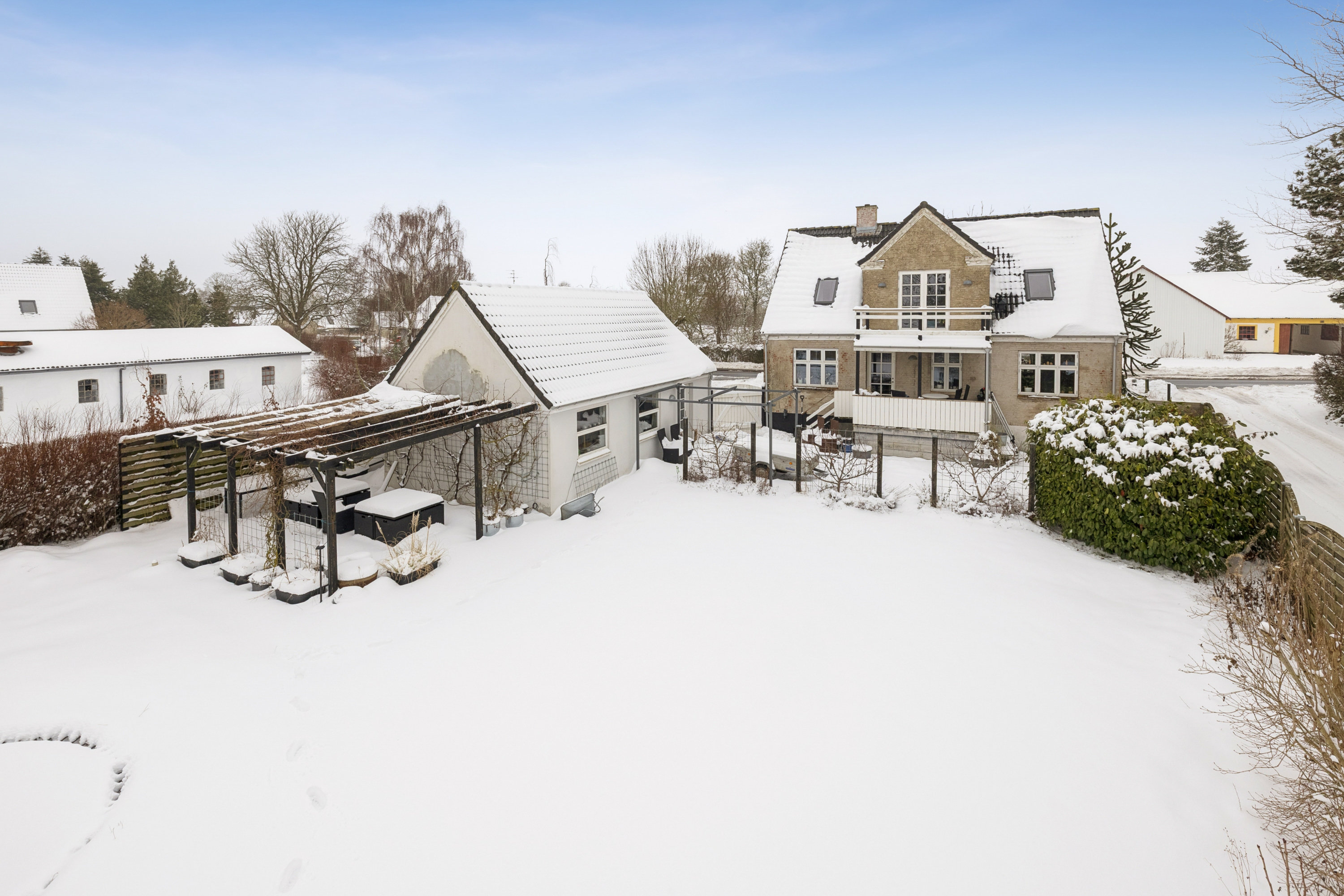 Fremhævet andet billede i fuldskærmstilstand. Billede af Molsvej 62, Egens, 8410 Rønde