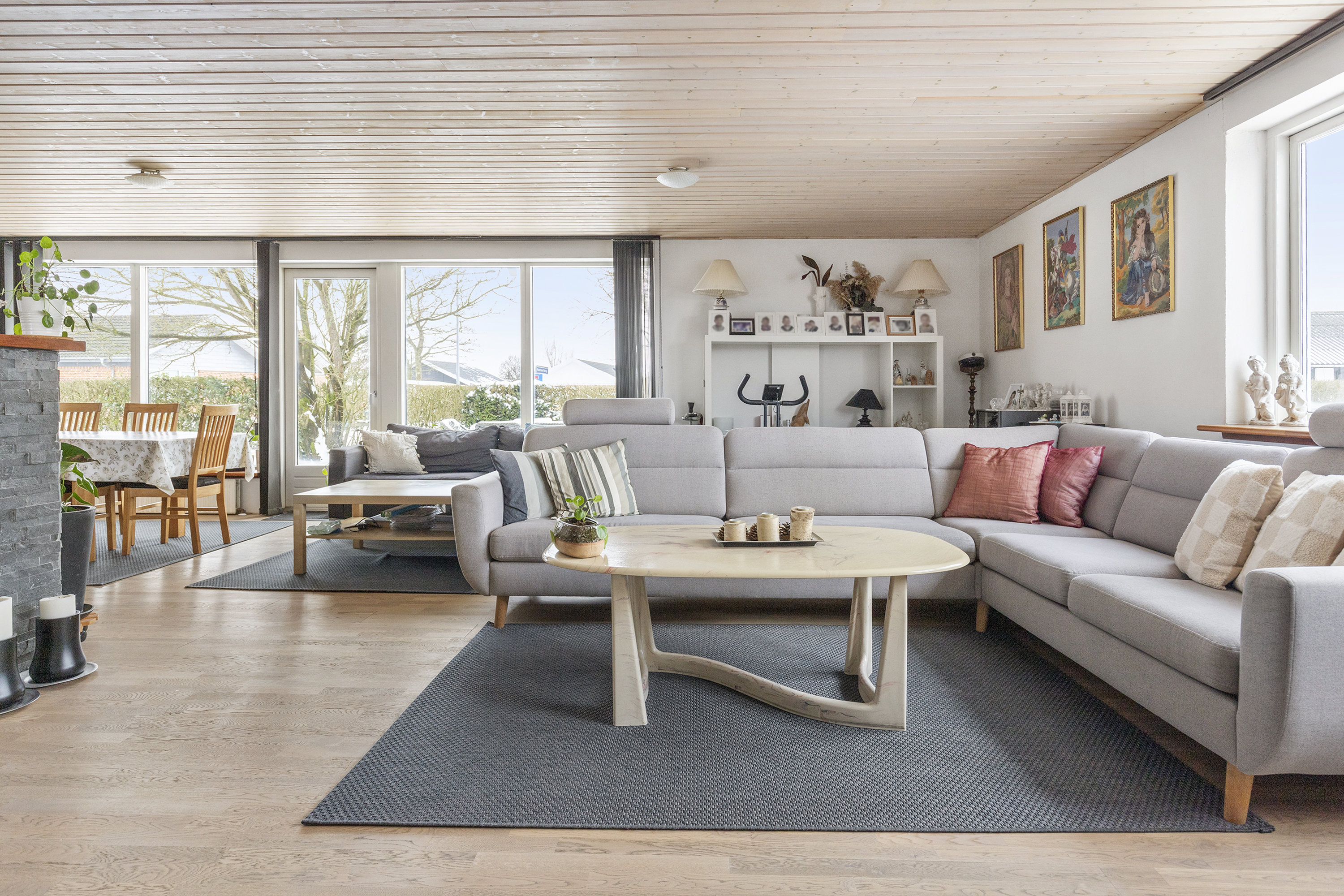 Fremhævet stue billede i fuldskærmstilstand. Billede af Ternevej 2, 9700 Brønderslev