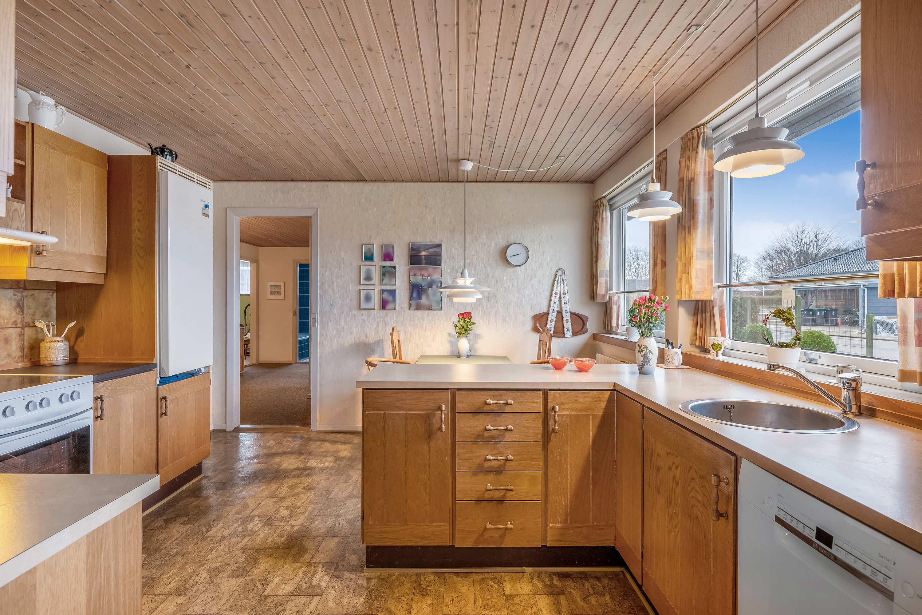 Fremhævet køkken billede i fuldskærmstilstand. Billede af Skrænten 47, 6870 Ølgod