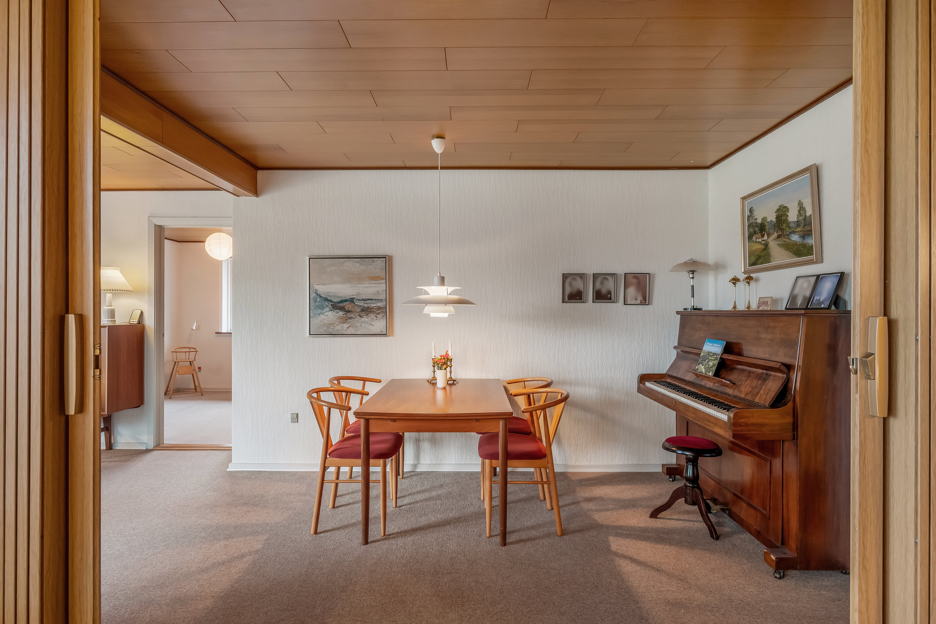 Fremhævet stue billede i fuldskærmstilstand. Billede af Skrænten 47, 6870 Ølgod