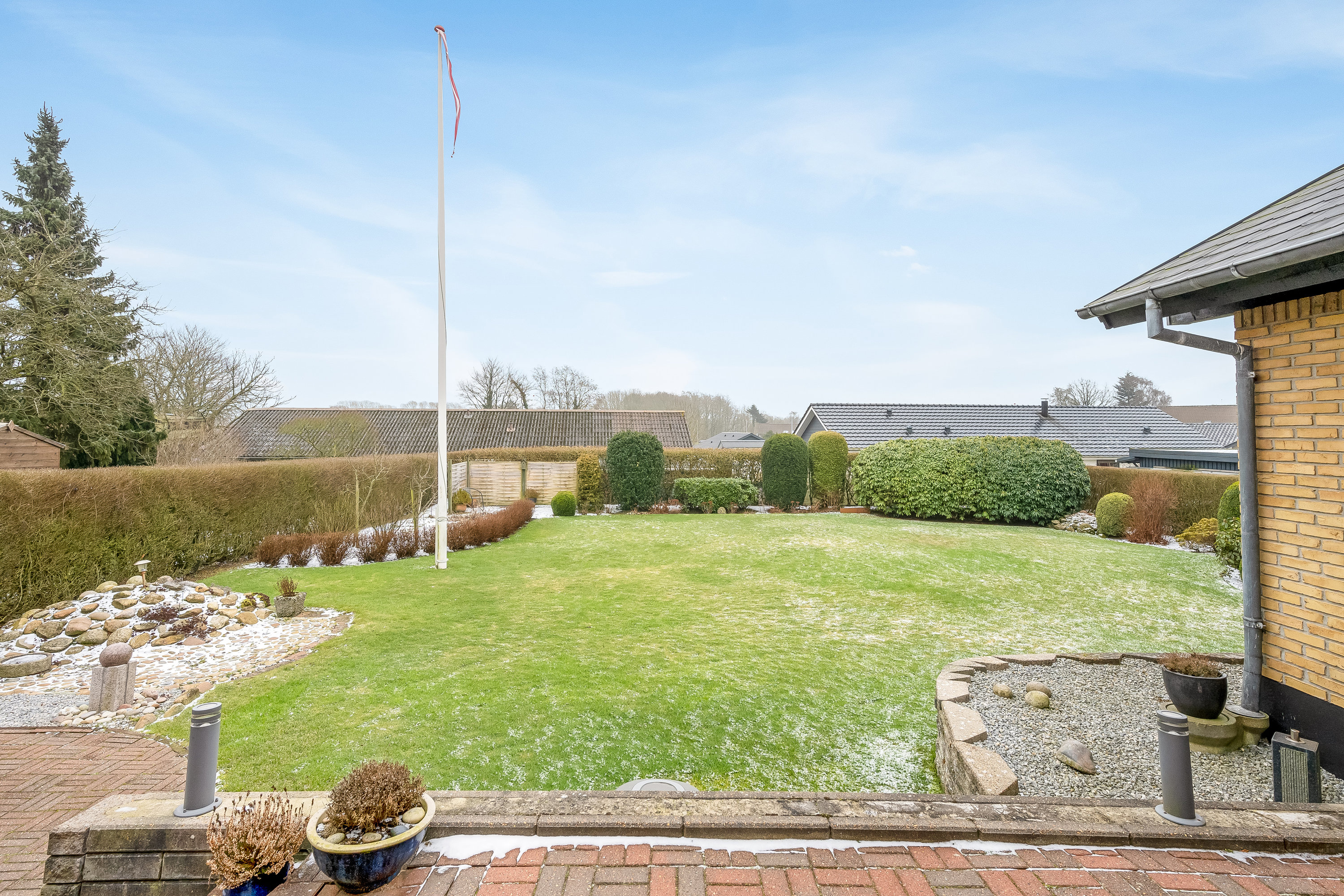 Fremhævet have billede i fuldskærmstilstand. Billede af Skrænten 47, 6870 Ølgod