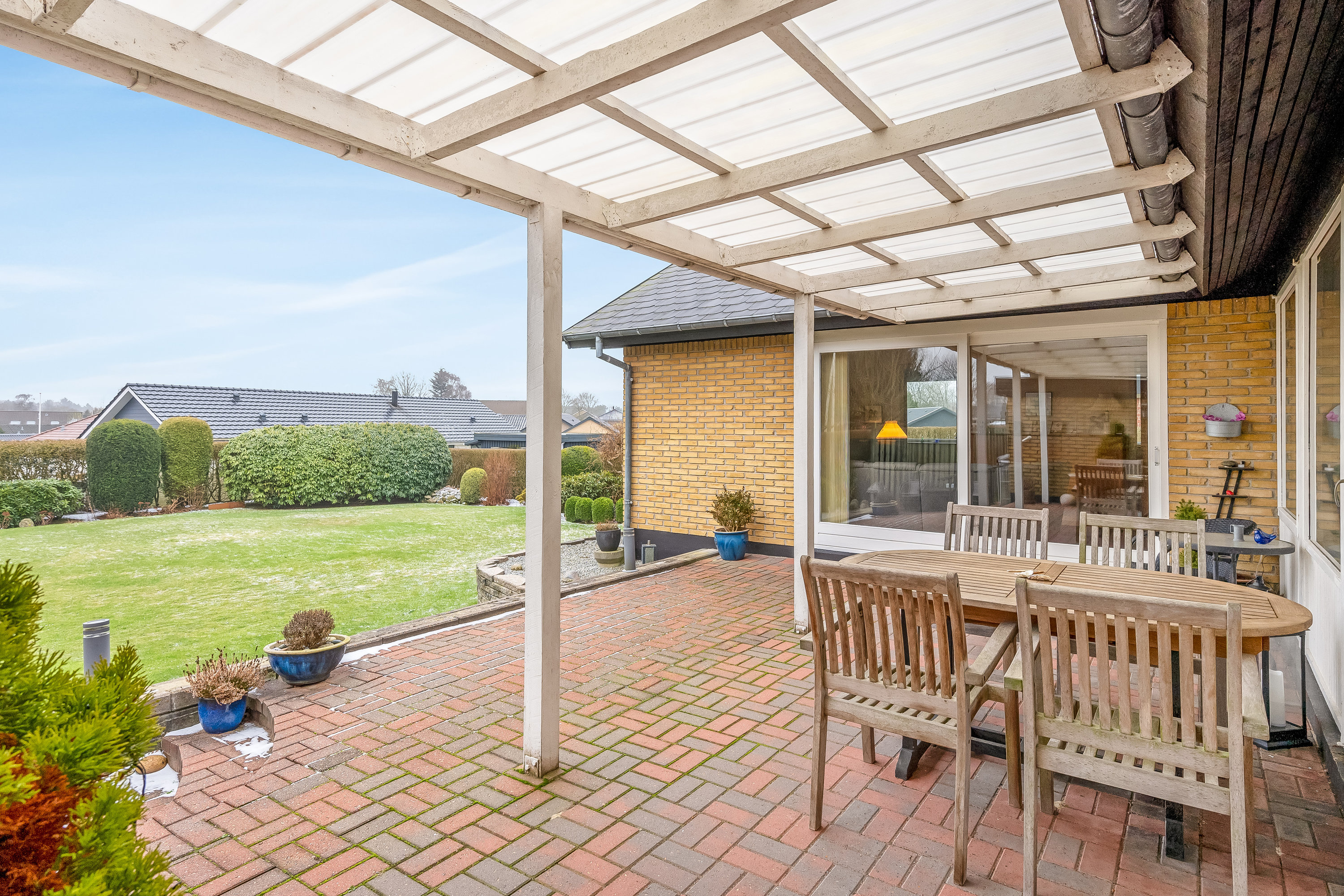 Fremhævet terrasse billede i fuldskærmstilstand. Billede af Skrænten 47, 6870 Ølgod