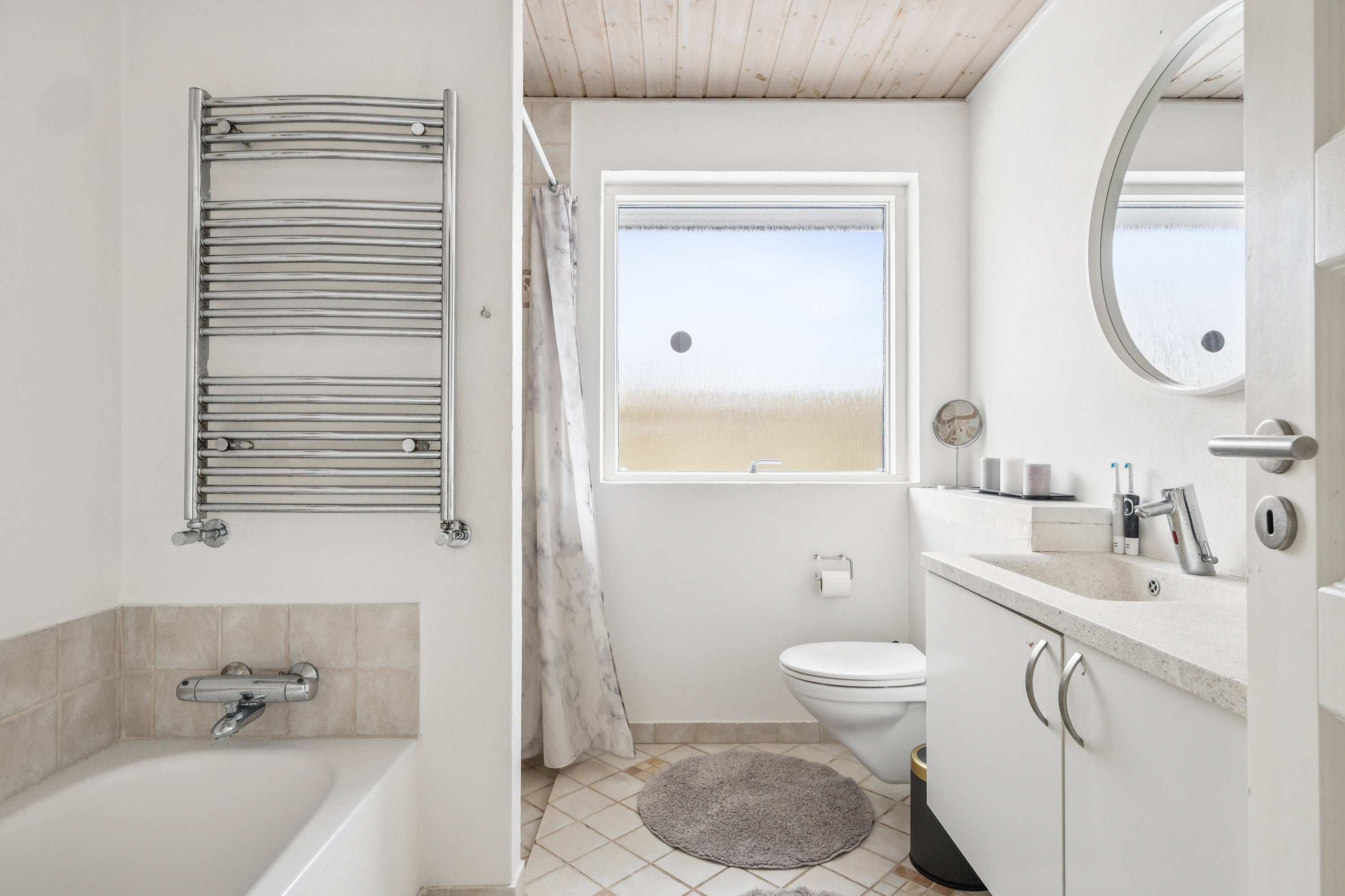 Fremhævet badeværelse billede i fuldskærmstilstand. Billede af Sognevej 36, Valløby, 4600 Køge