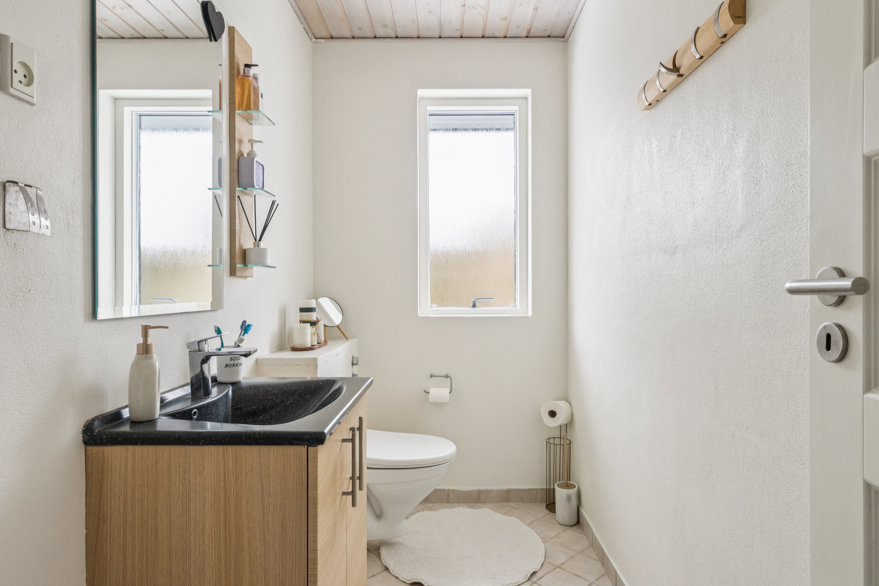 Fremhævet badeværelse billede i fuldskærmstilstand. Billede af Sognevej 36, Valløby, 4600 Køge