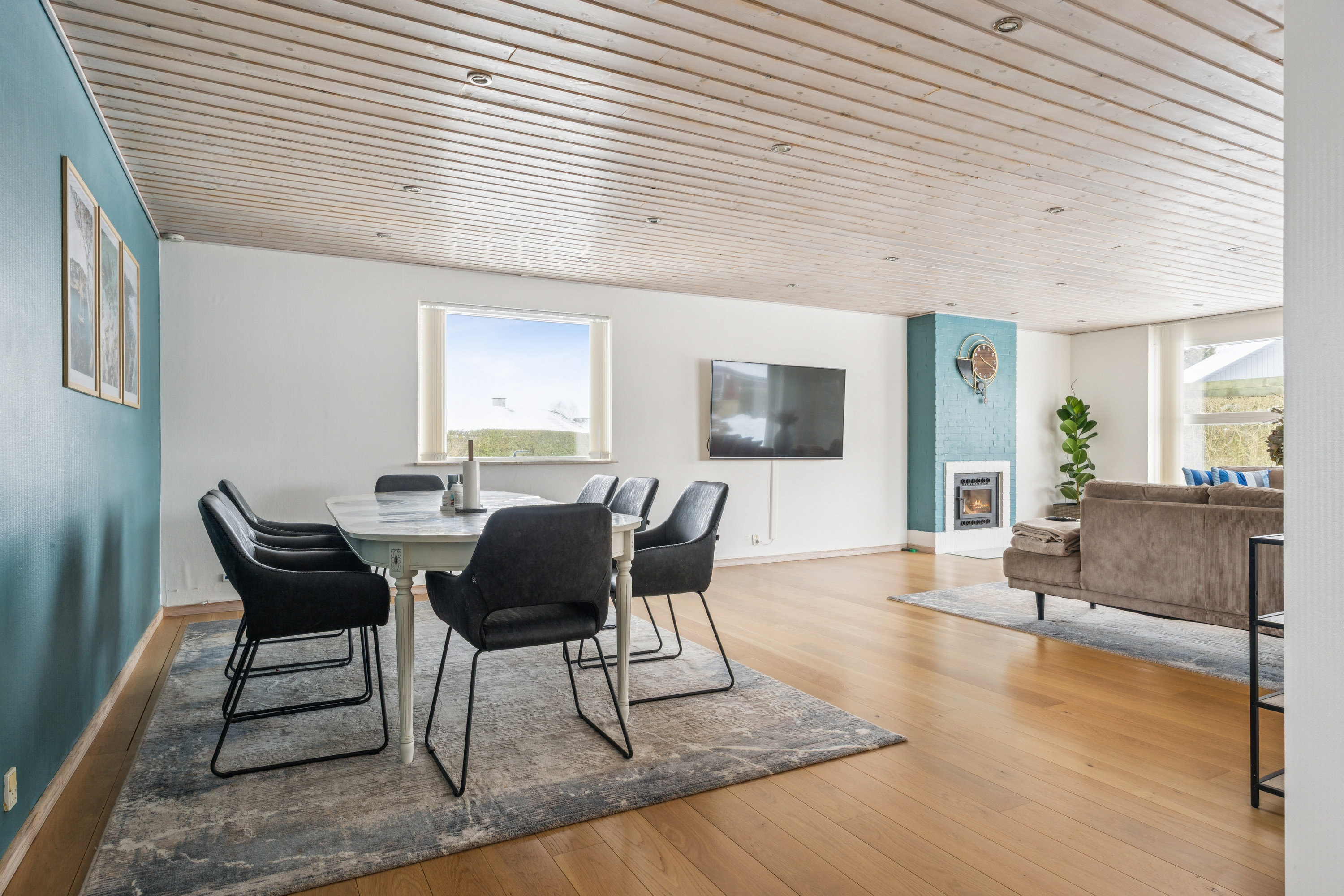 Fremhævet stue billede i fuldskærmstilstand. Billede af Sognevej 36, Valløby, 4600 Køge